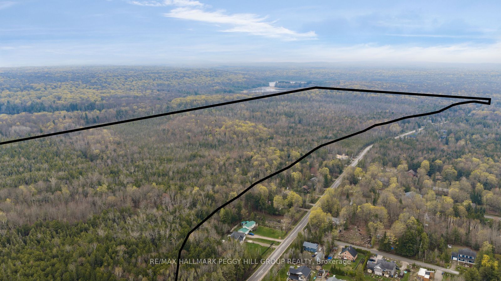 2442 Champlain Road Property Photo 13