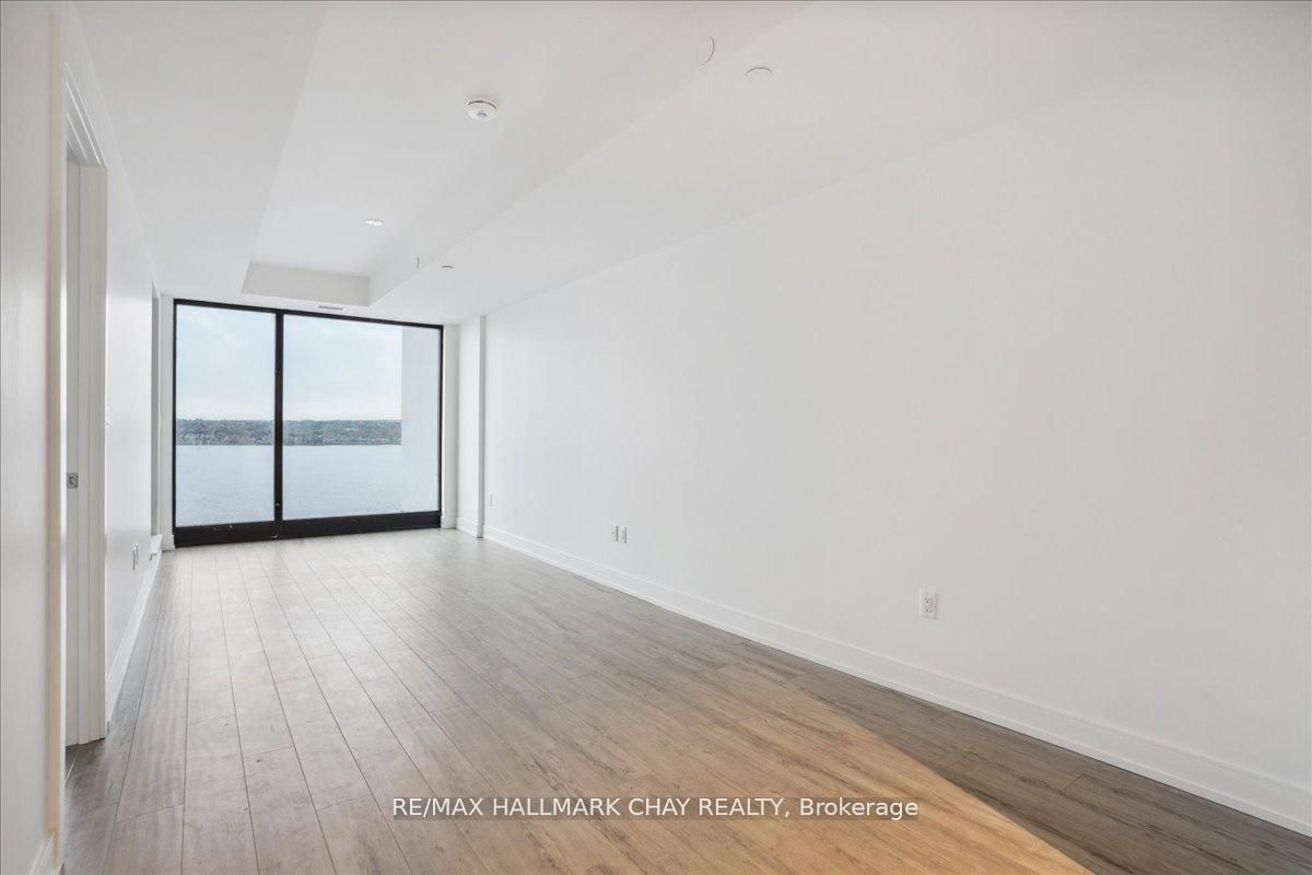 185 Dunlop Street E 803 Property Photo 12