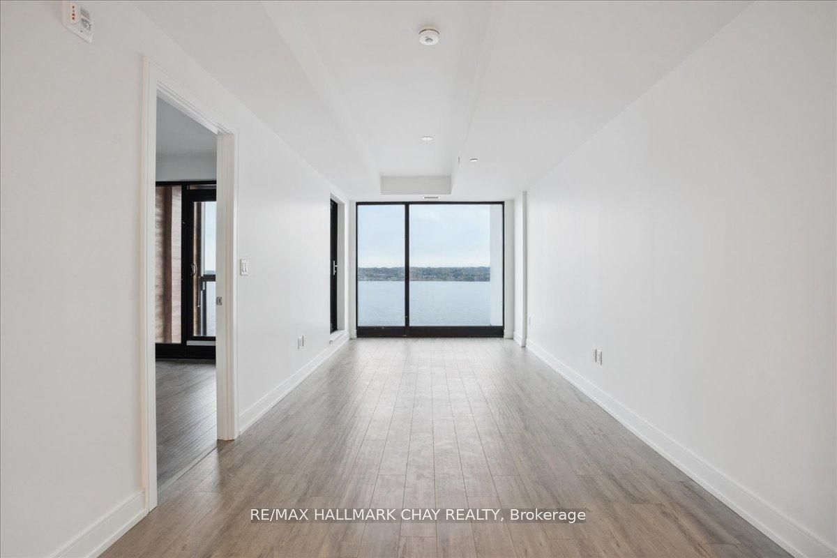 185 Dunlop Street E 803 Property Photo 14