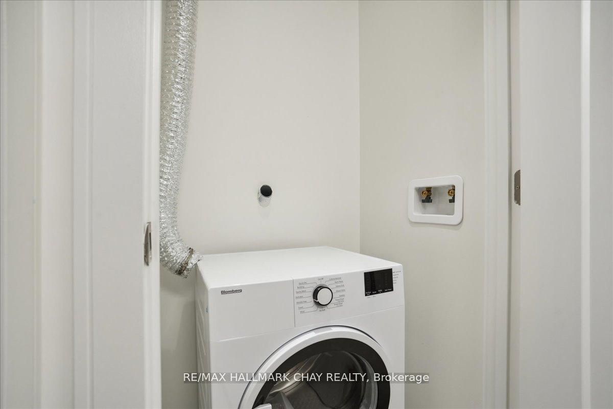 185 Dunlop Street E 803 Property Photo 25