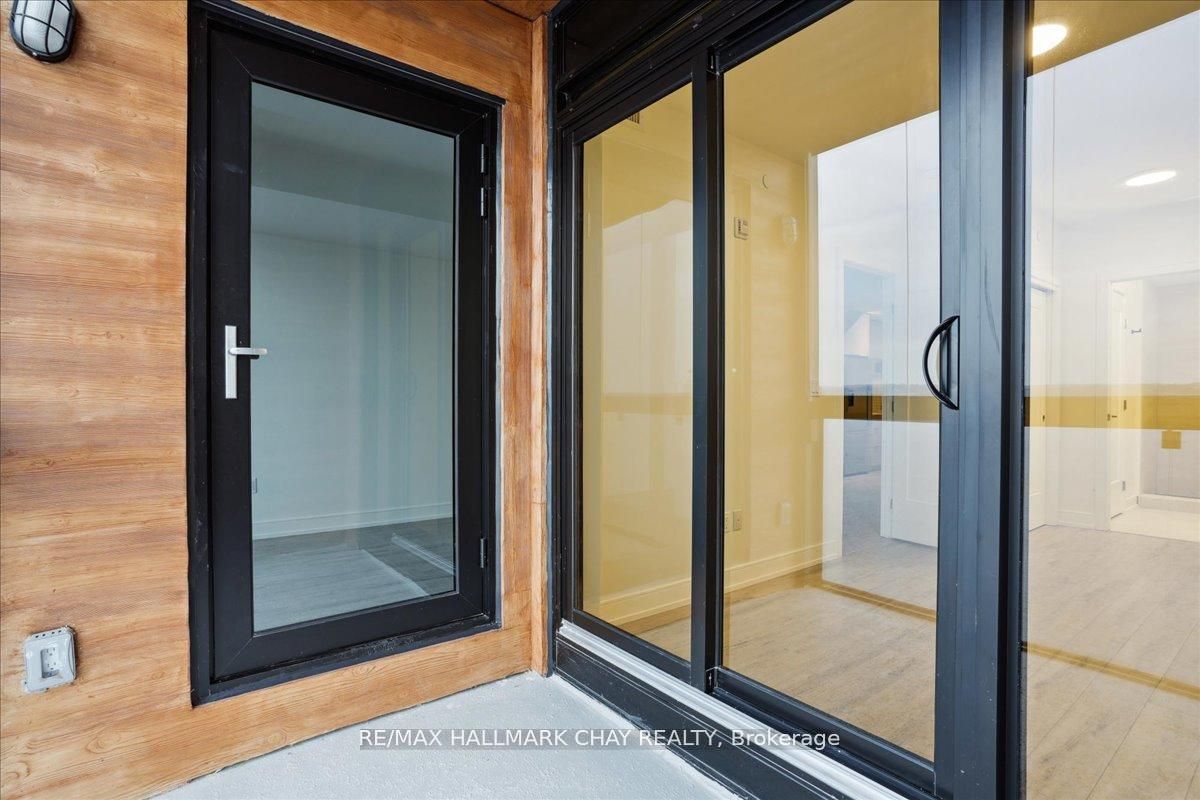 185 Dunlop Street E 803 Property Photo 29