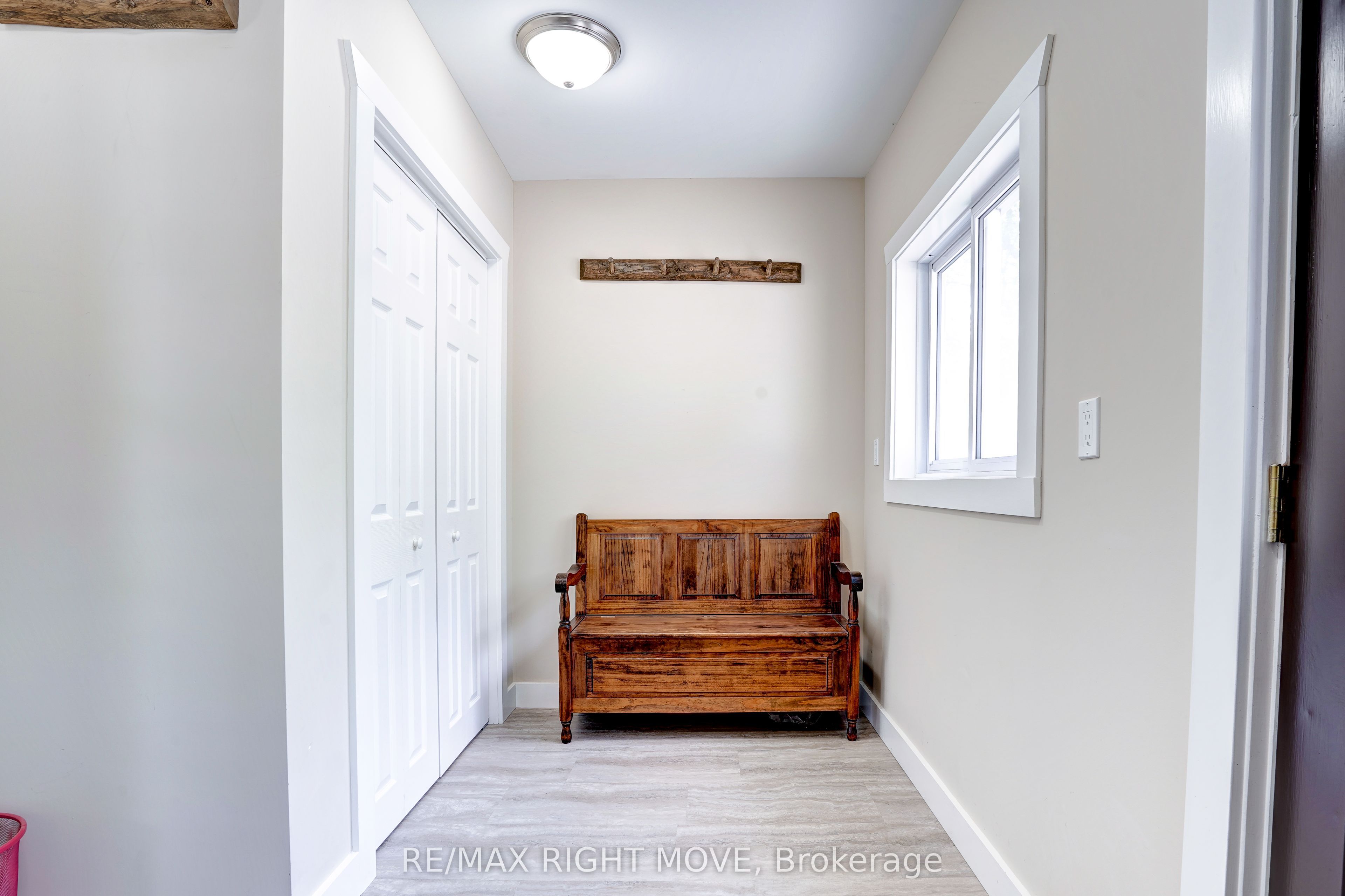 209 Atherley Road Property Photo 15