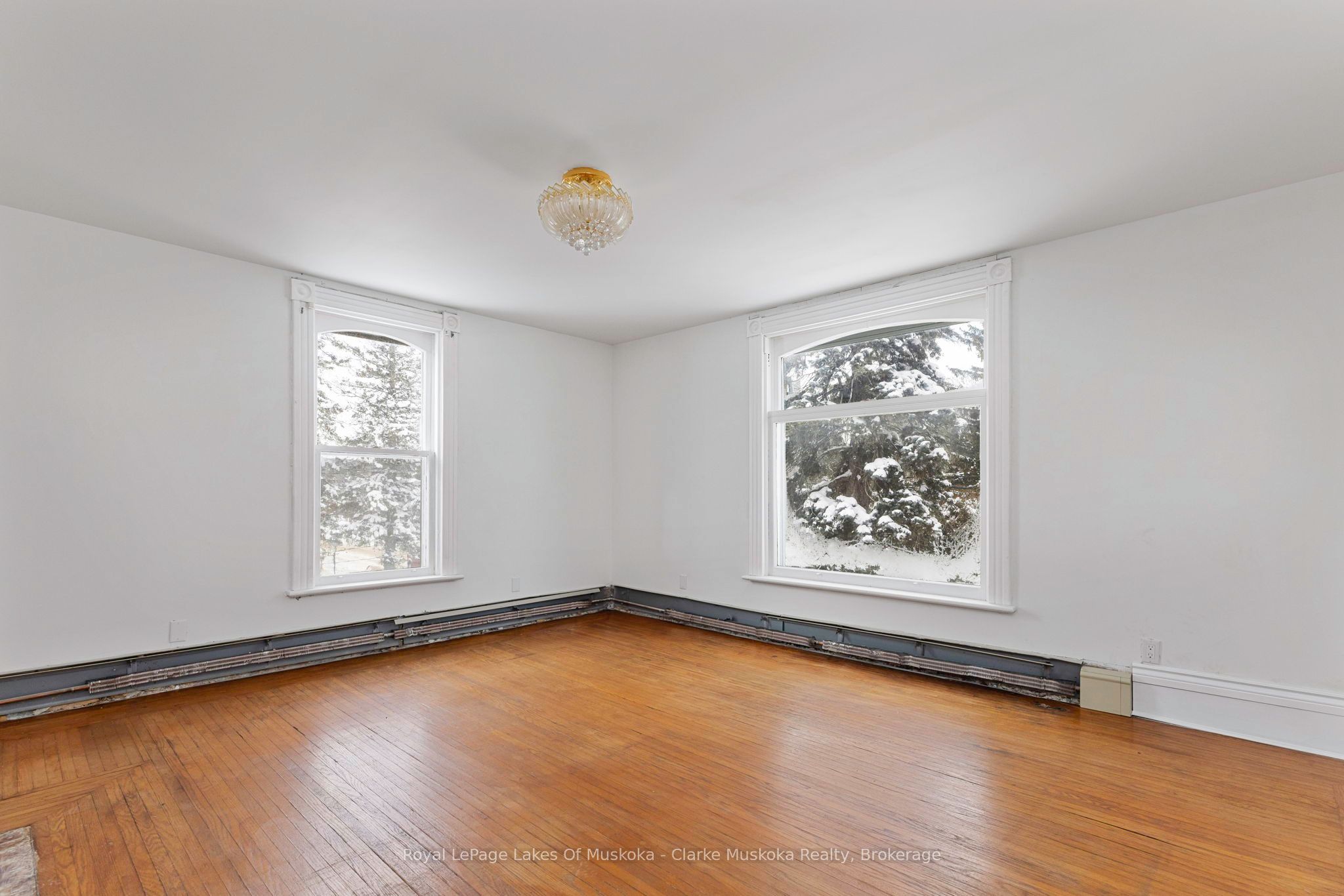 1 Sturgeon Bay Road Property Photo 14