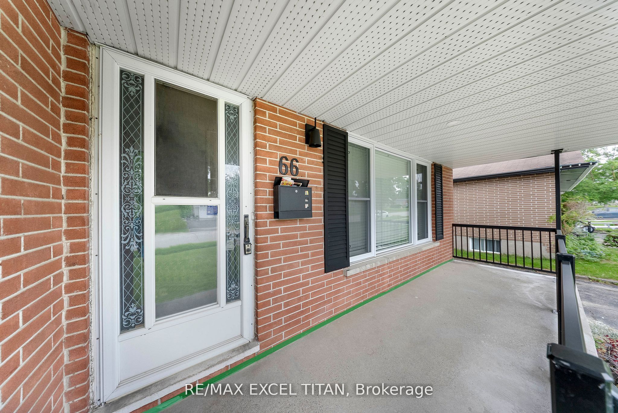 66 Marion Crescent Property Photo 2