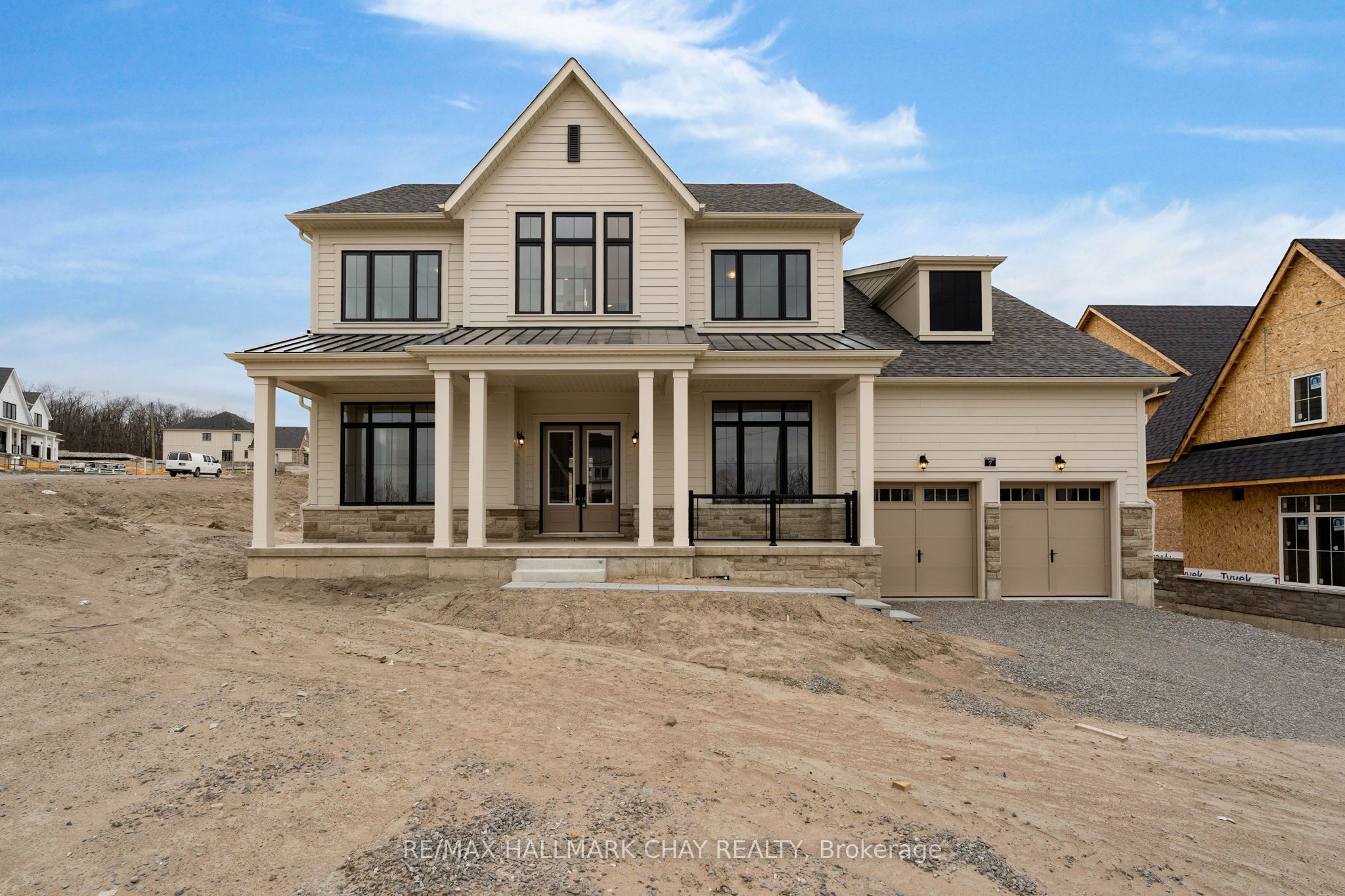 7 Radome Drive Property Photo 2