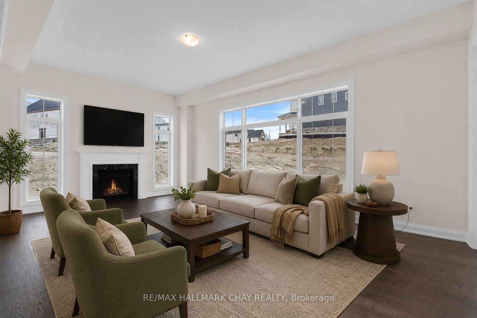 7 Radome Drive Property Photo 17
