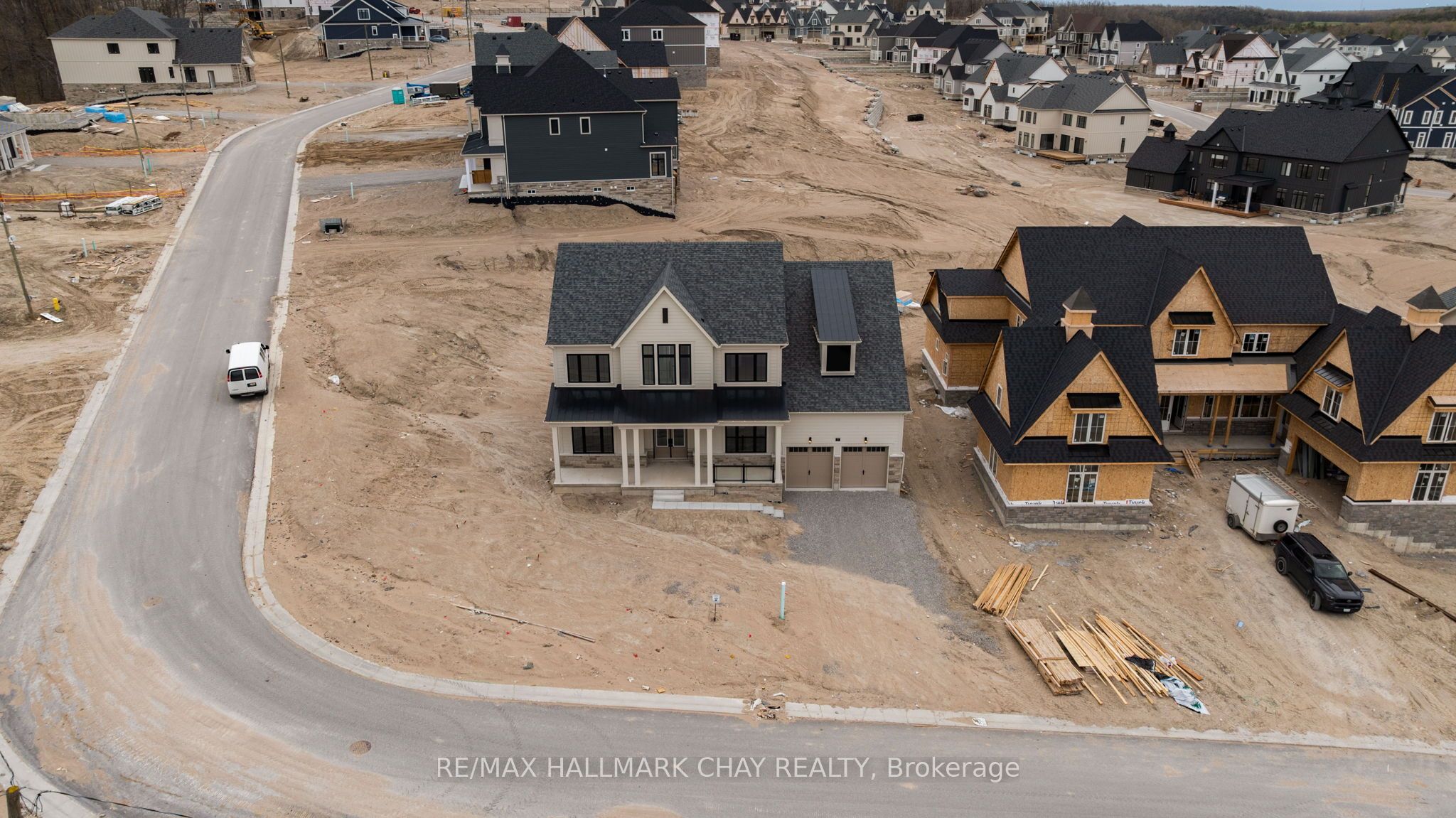7 Radome Drive Property Photo 28