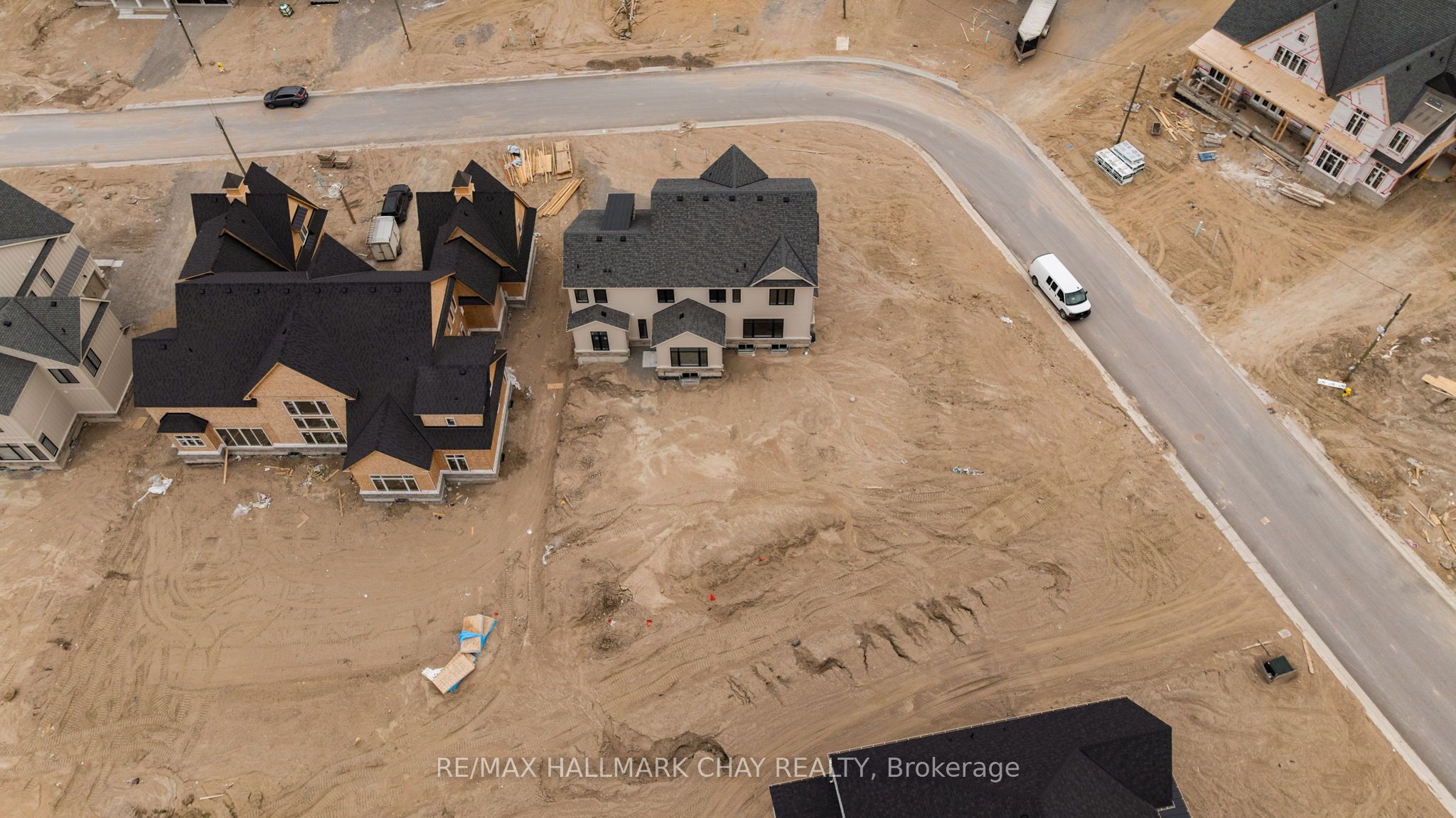 7 Radome Drive Property Photo 31