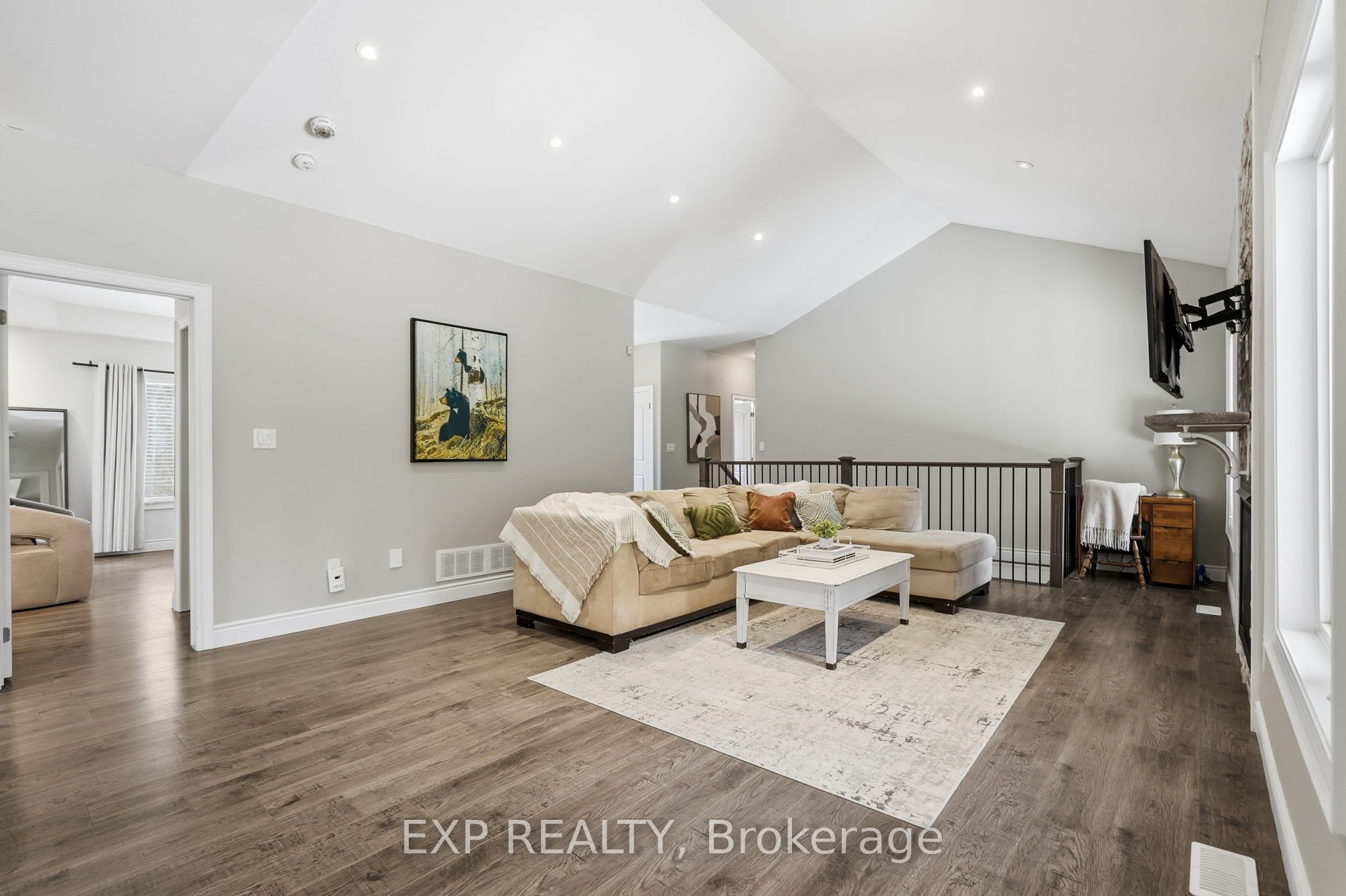 2516 Irish Line Property Photo 10