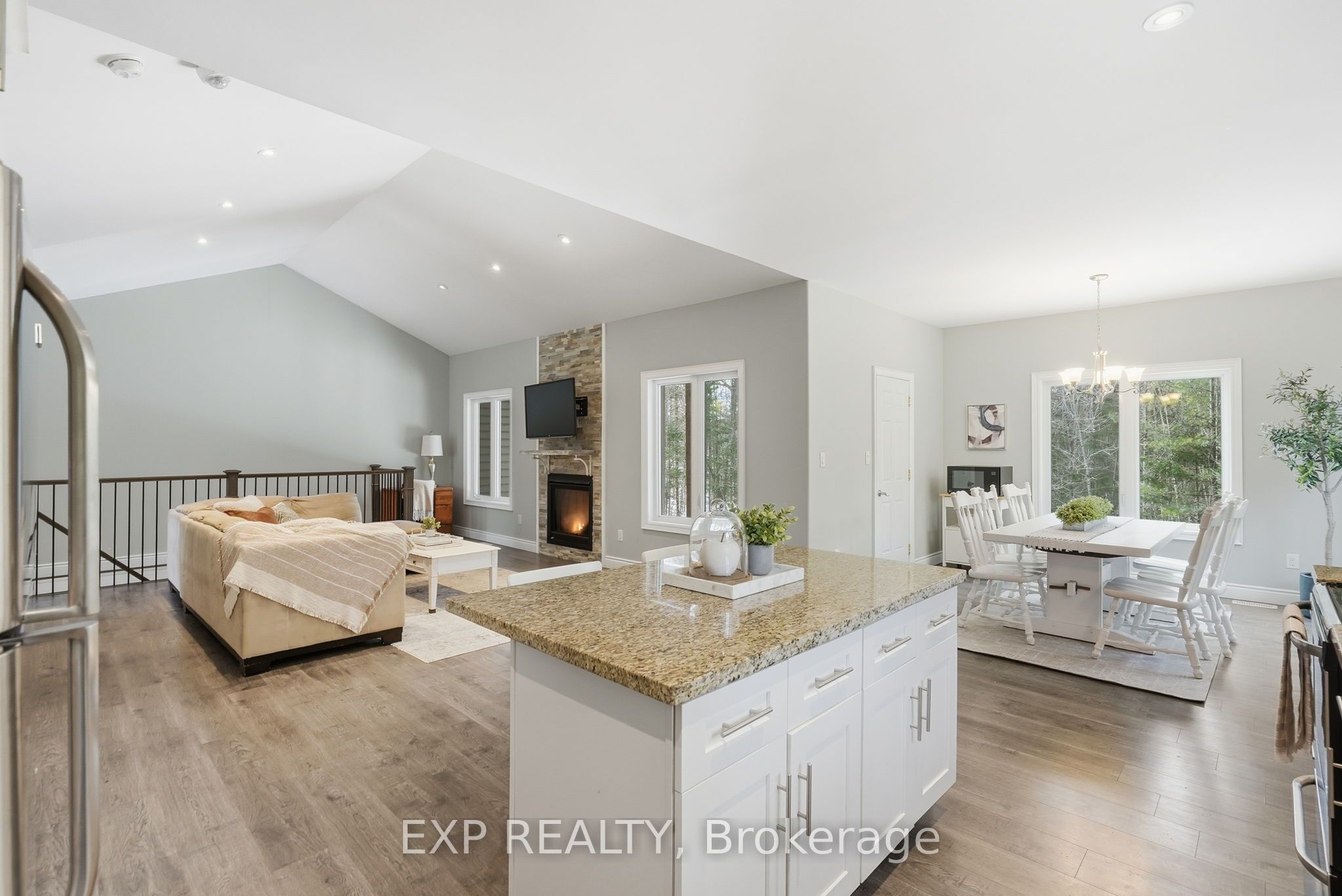 2516 Irish Line Property Photo 12