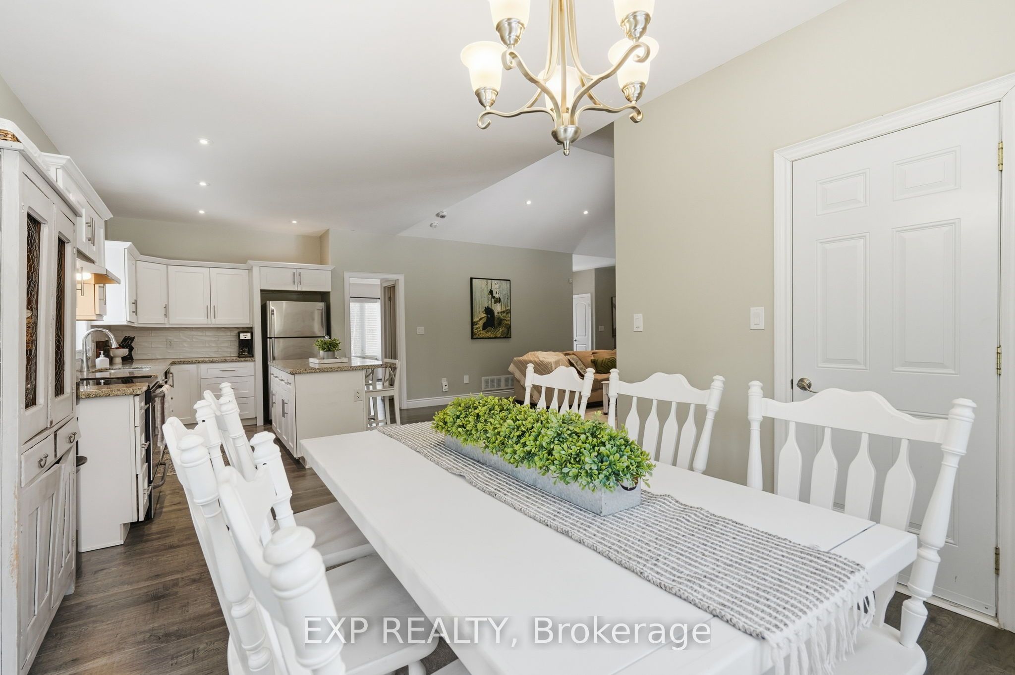 2516 Irish Line Property Photo 16