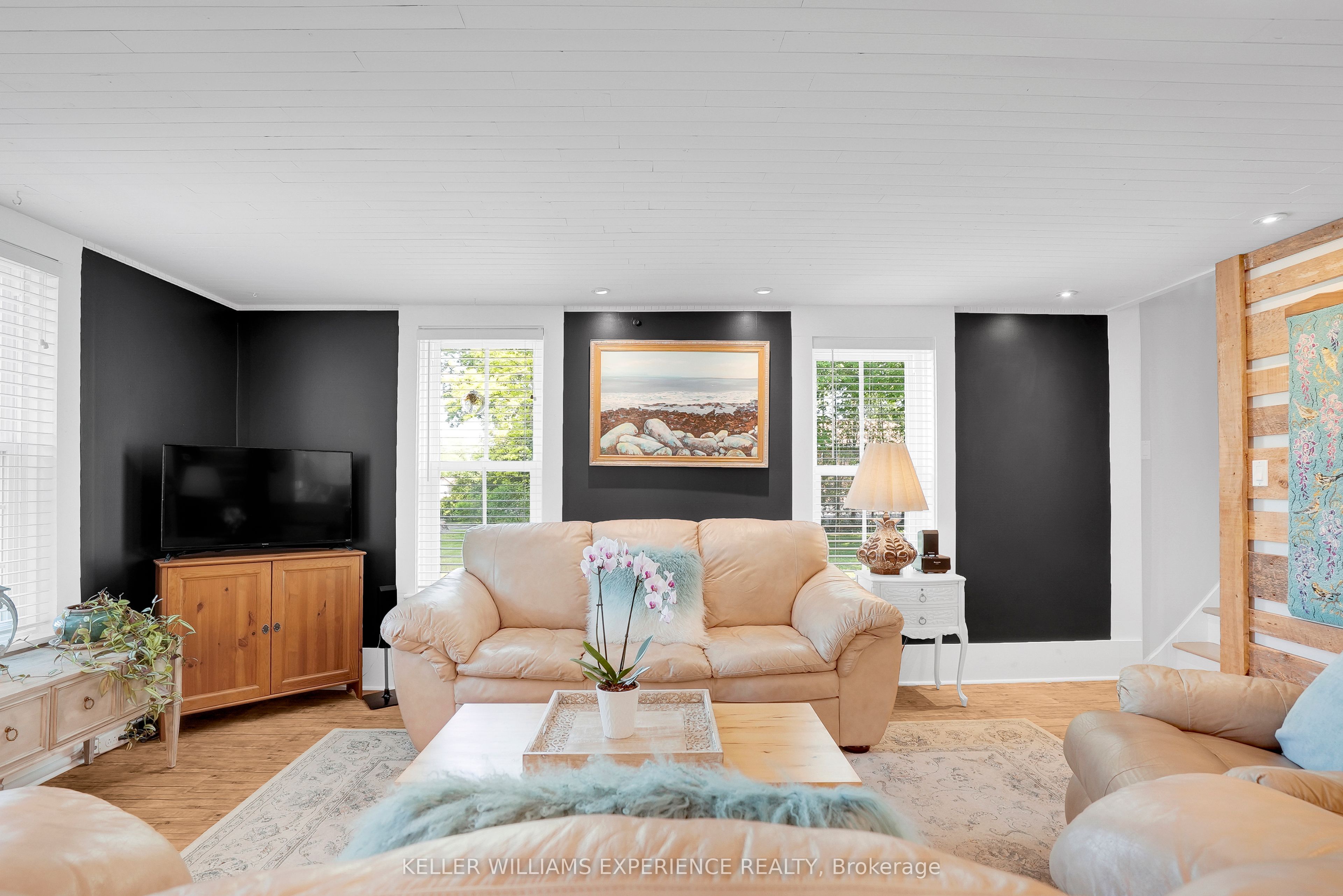 15 Leonard Avenue Property Photo 15