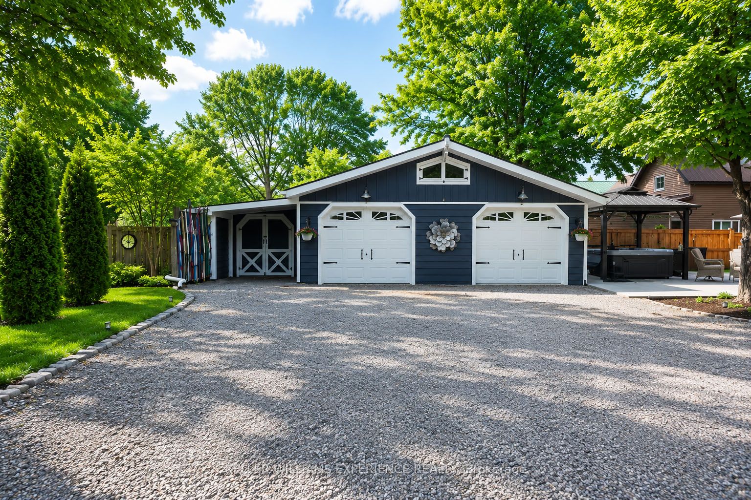 15 Leonard Avenue Property Photo 39