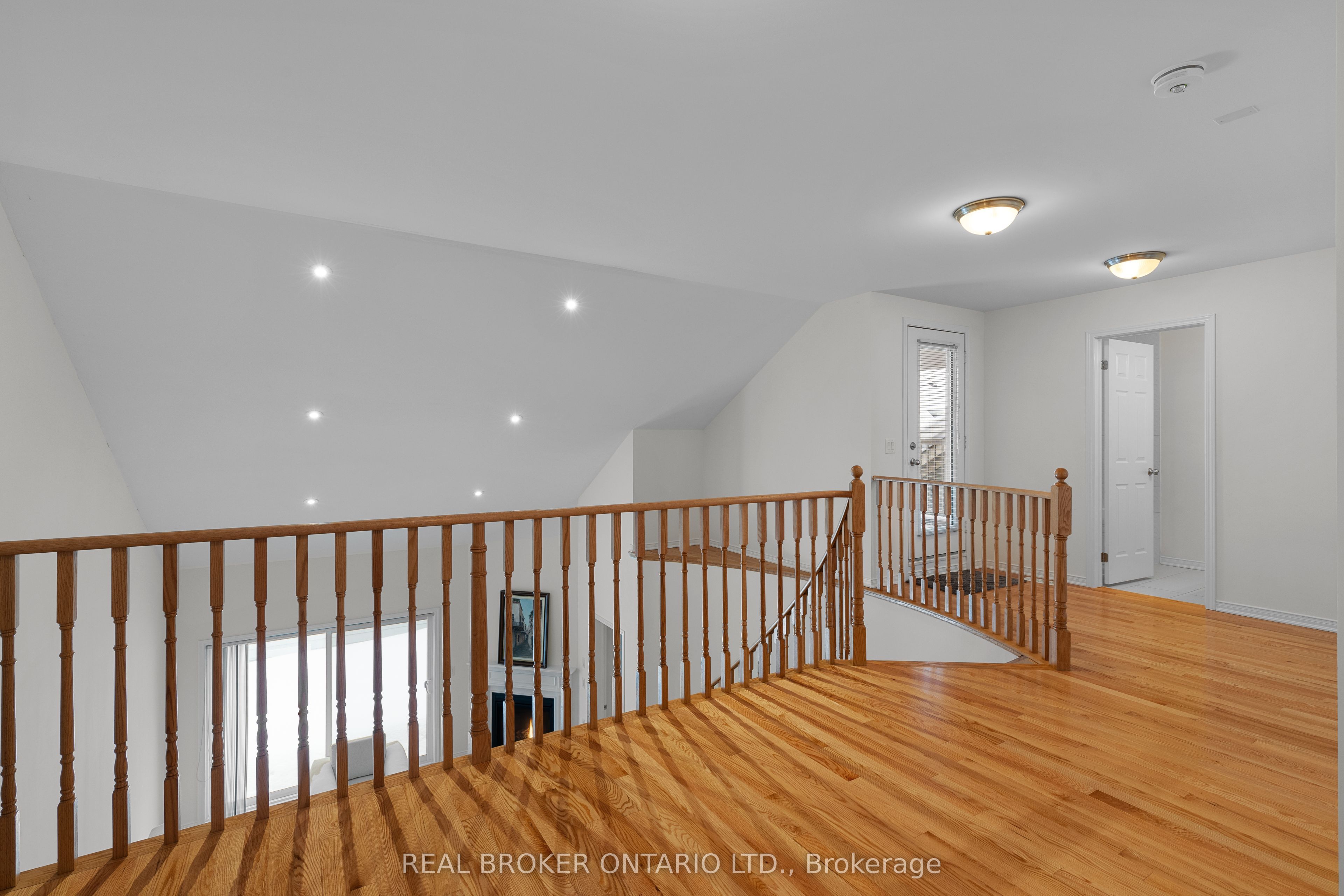3317 Summerhill Way Property Photo 12