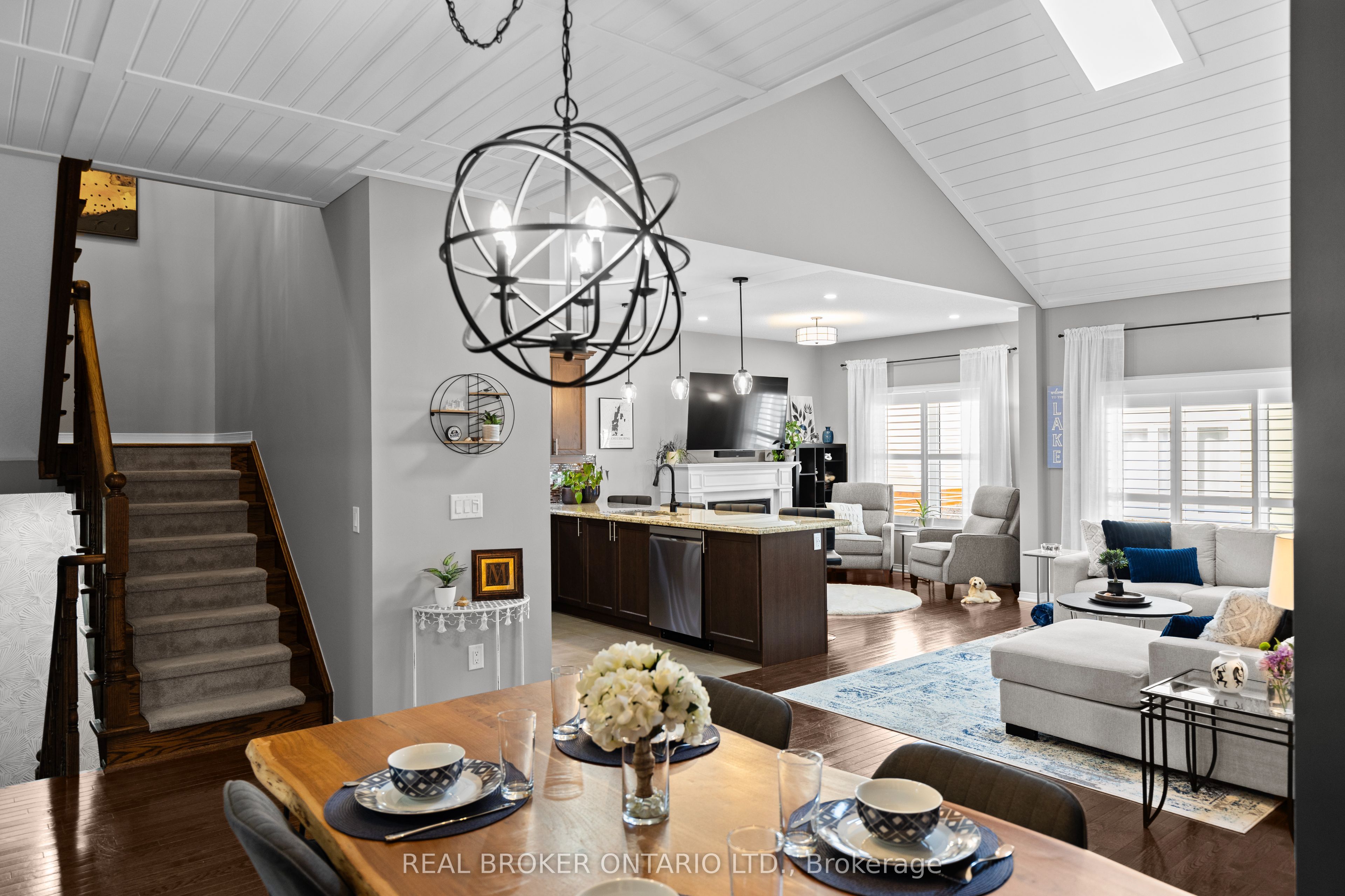3321 Beach Club Boulevard Property Photo 6