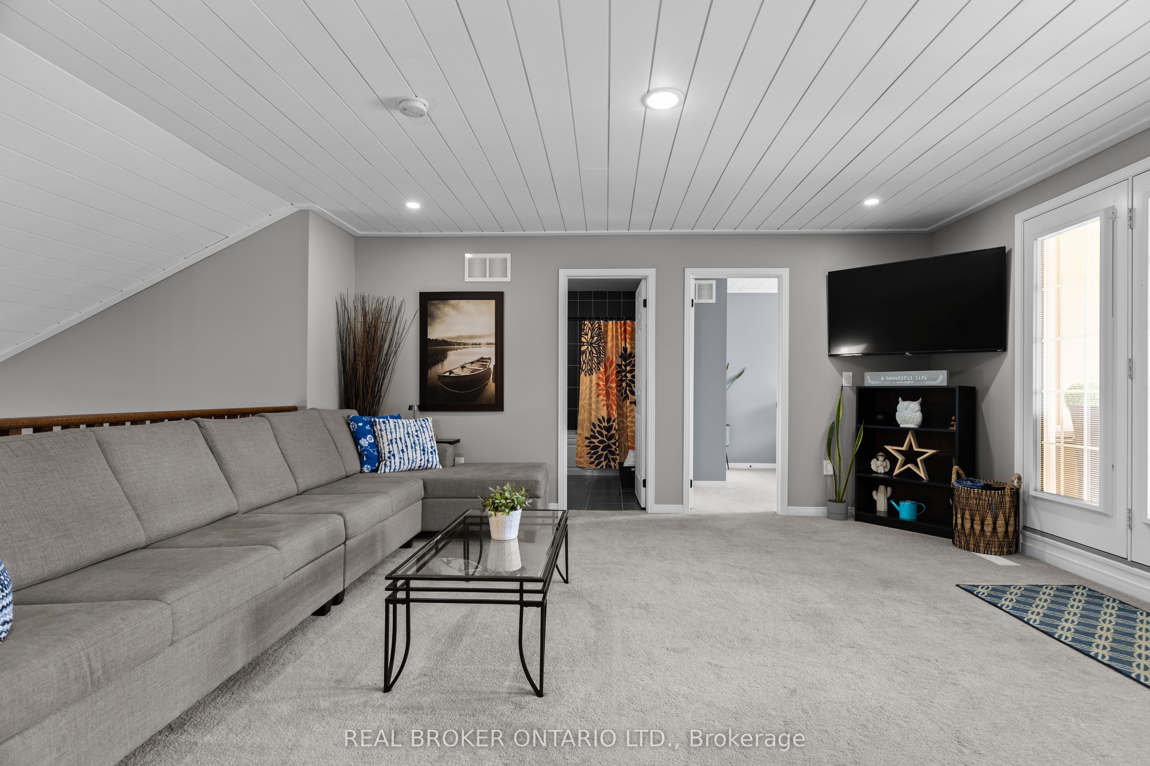 3321 Beach Club Boulevard Property Photo 25
