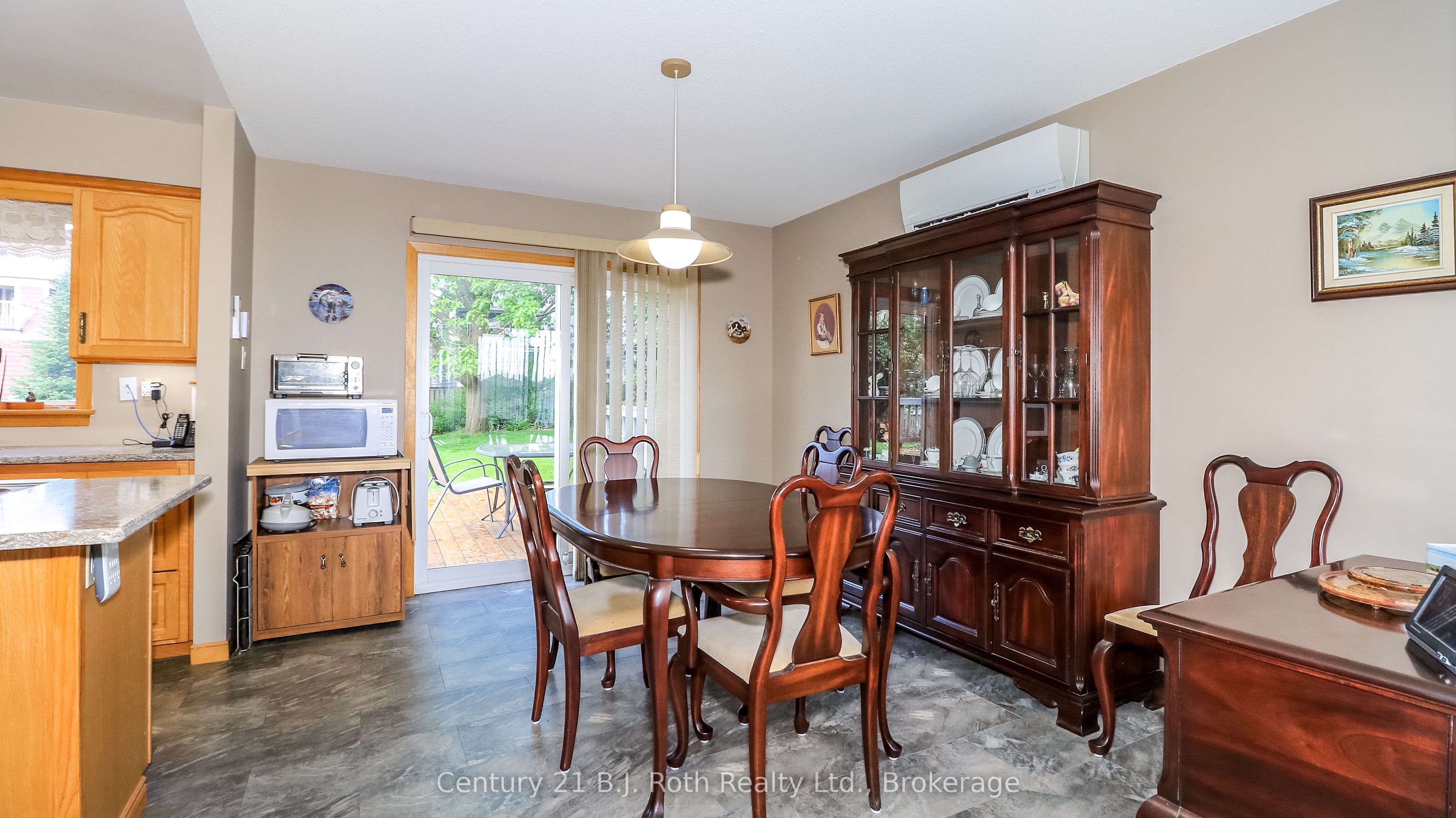 3332 Grayshott Drive Property Photo 8