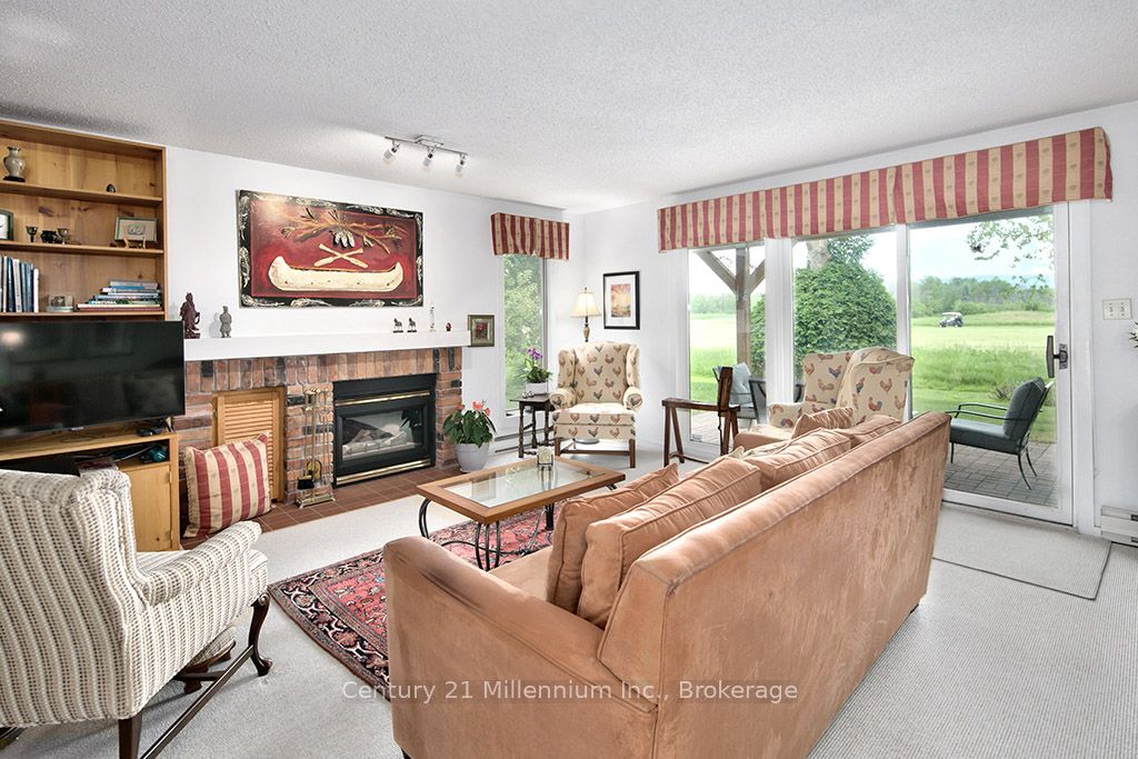 500 Oxbow Crescent Property Photo 8
