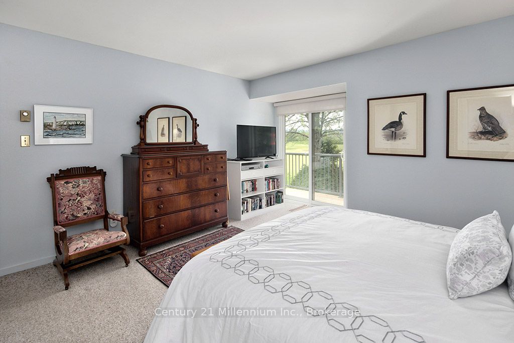500 Oxbow Crescent Property Photo 16