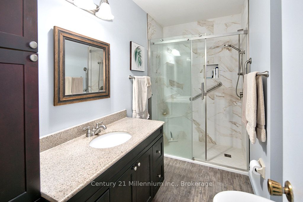500 Oxbow Crescent Property Photo 18