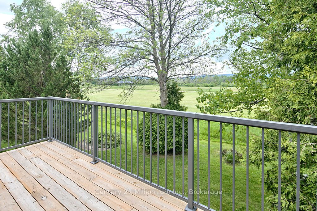 500 Oxbow Crescent Property Photo 20
