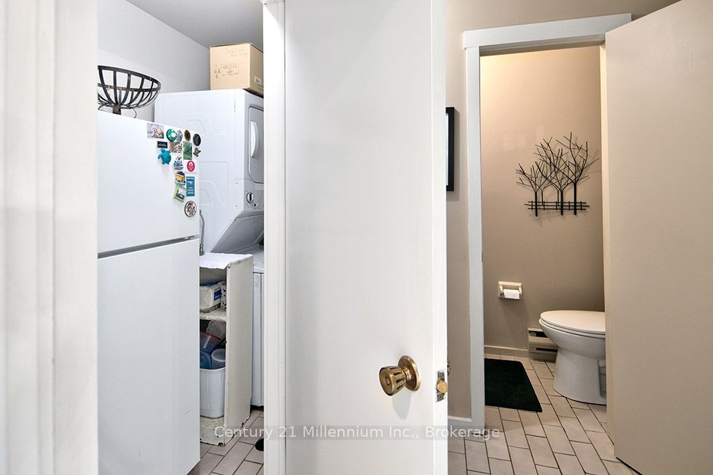 500 Oxbow Crescent Property Photo 24