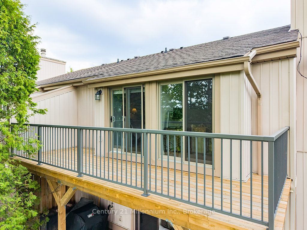 500 Oxbow Crescent Property Photo 30