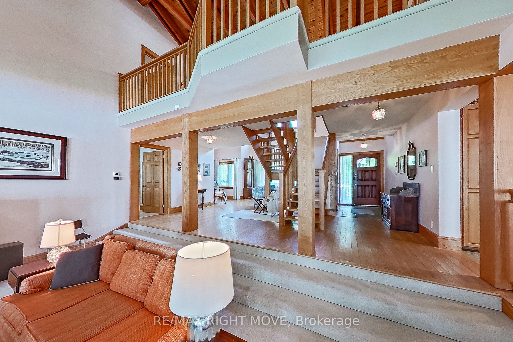 3866 Glenrest Drive Property Photo 17