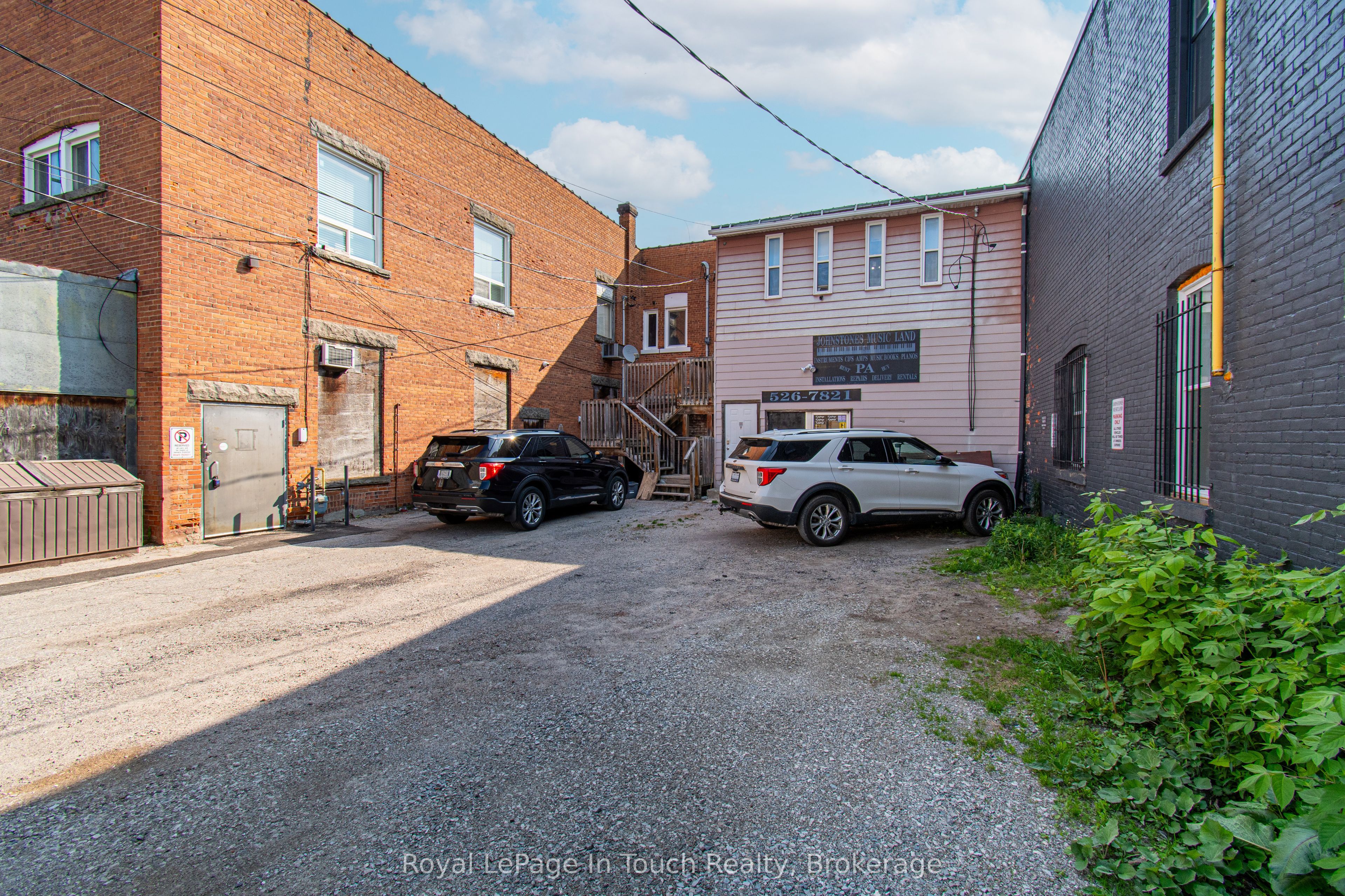 280 King Street Property Photo 6