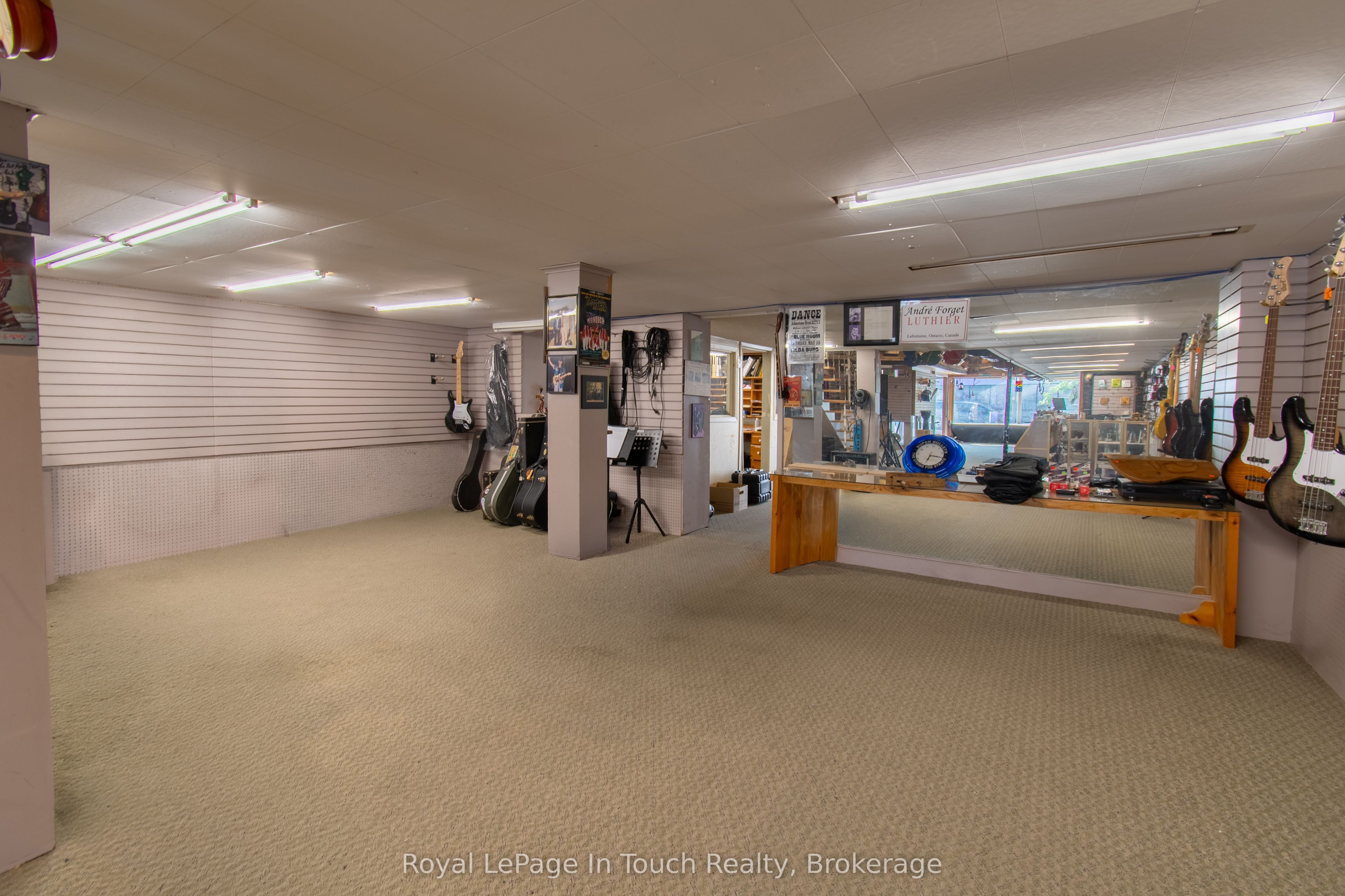 280 King Street Property Photo 13