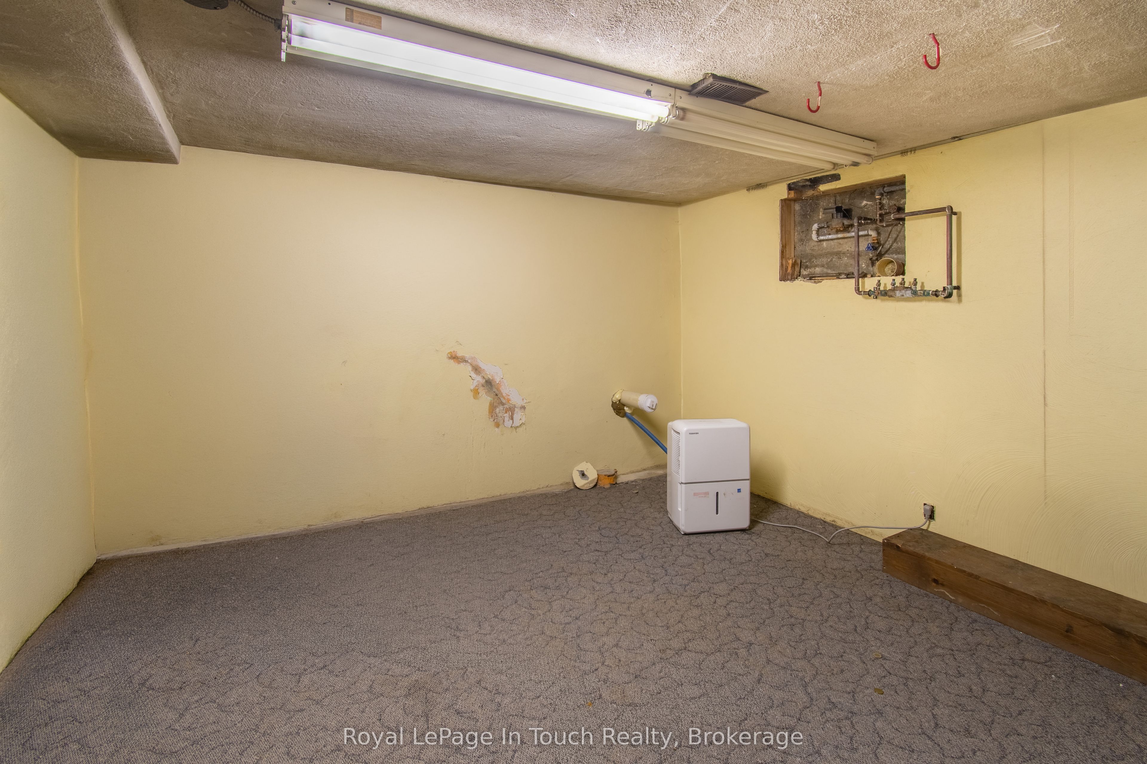 280 King Street Property Photo 19