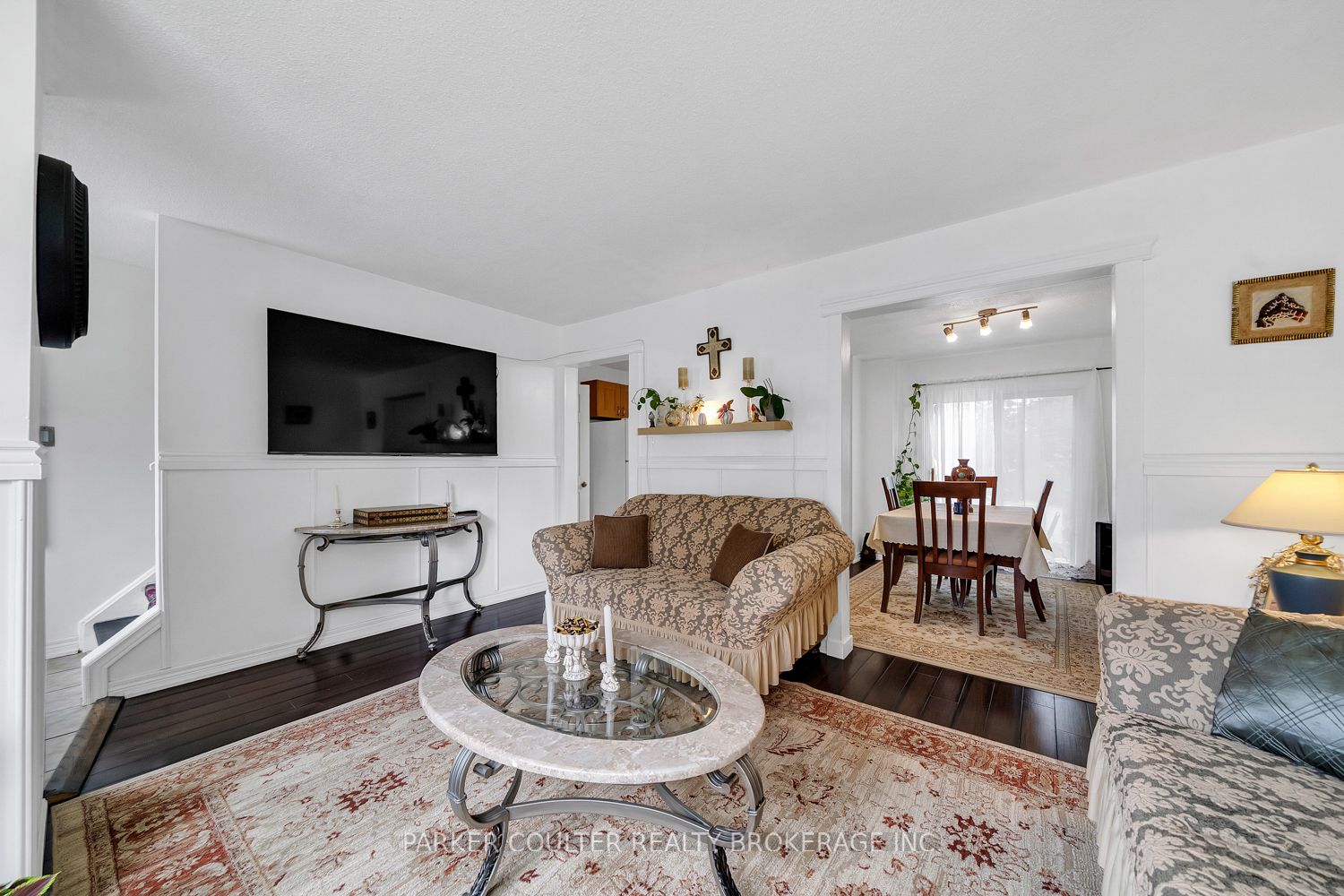23 Chaucer Crescent Property Photo 4