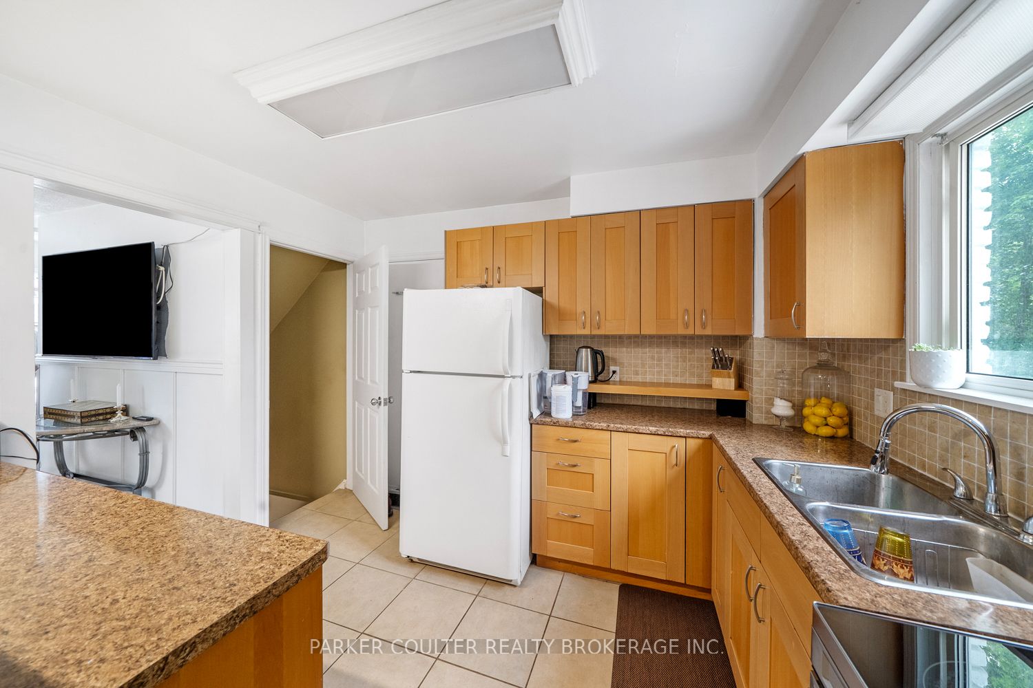 23 Chaucer Crescent Property Photo 10