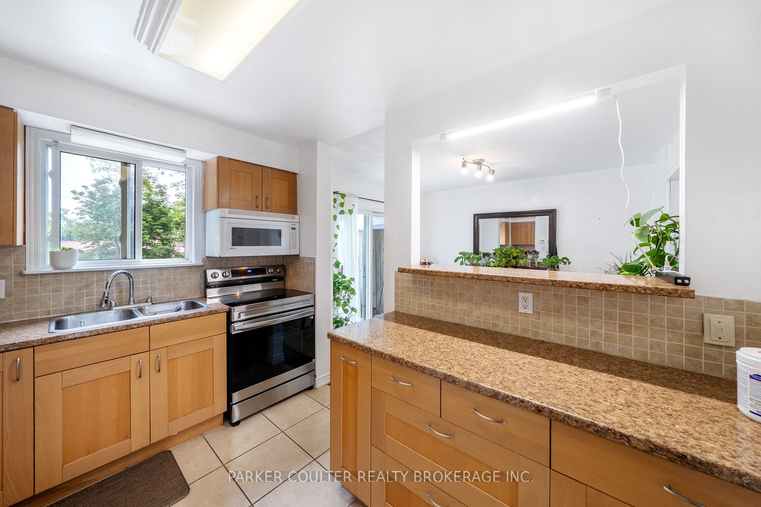 23 Chaucer Crescent Property Photo 11