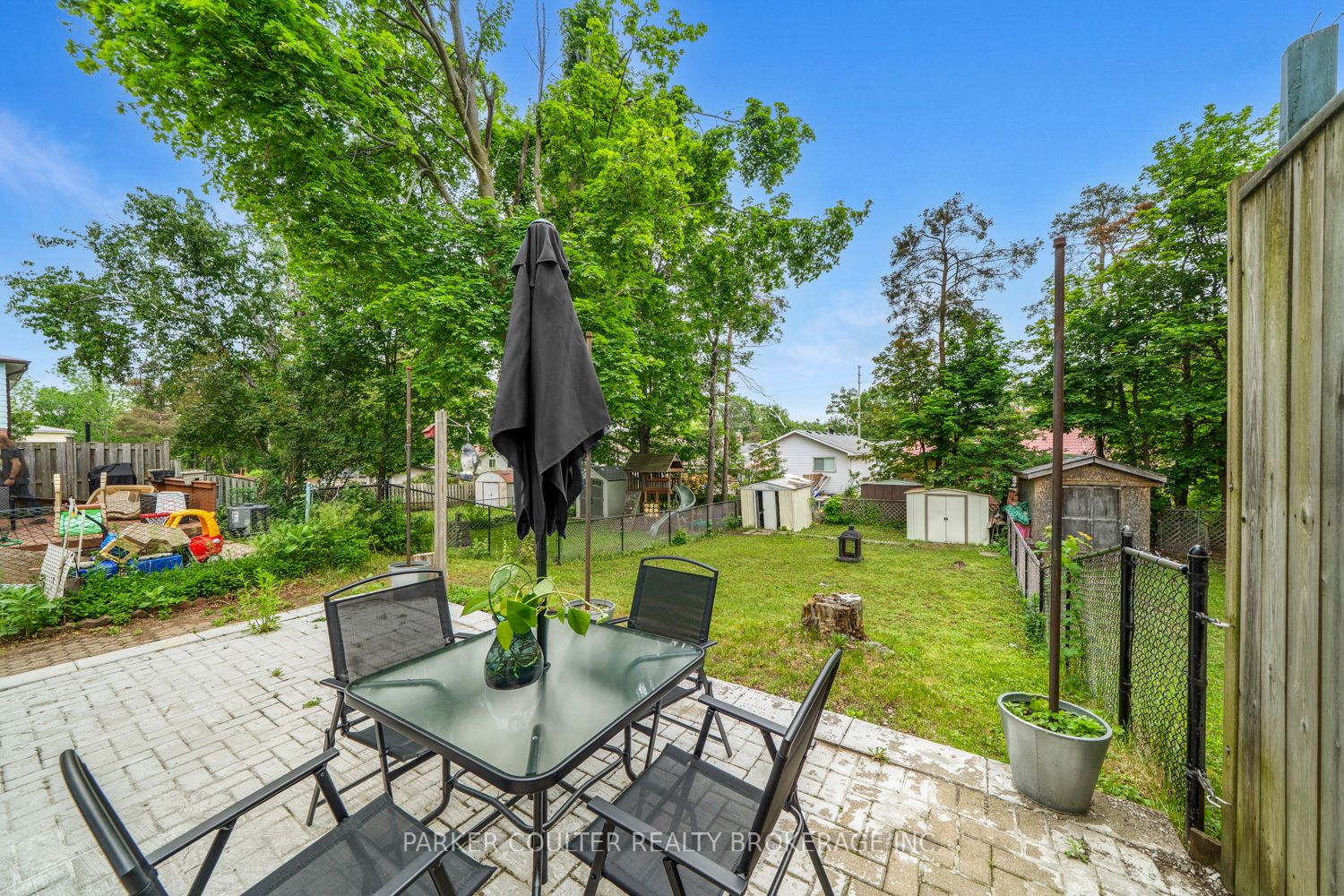 23 Chaucer Crescent Property Photo 34