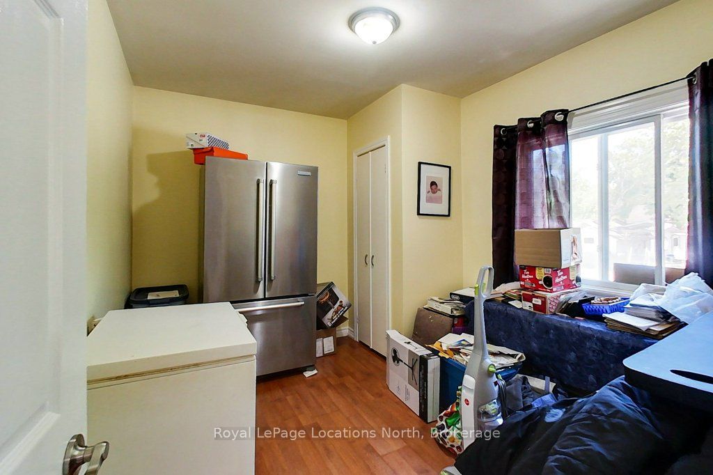 32 River Road E Property Photo 22