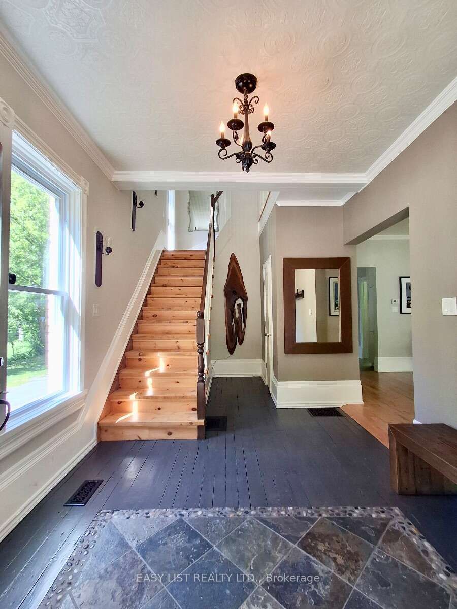 9 River Street Property Photo 4