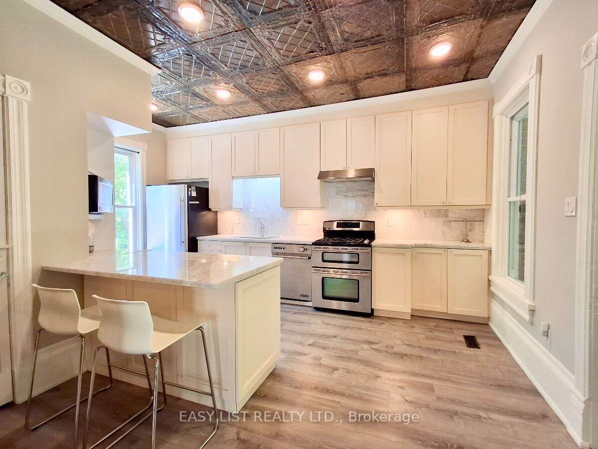 9 River Street Property Photo 9
