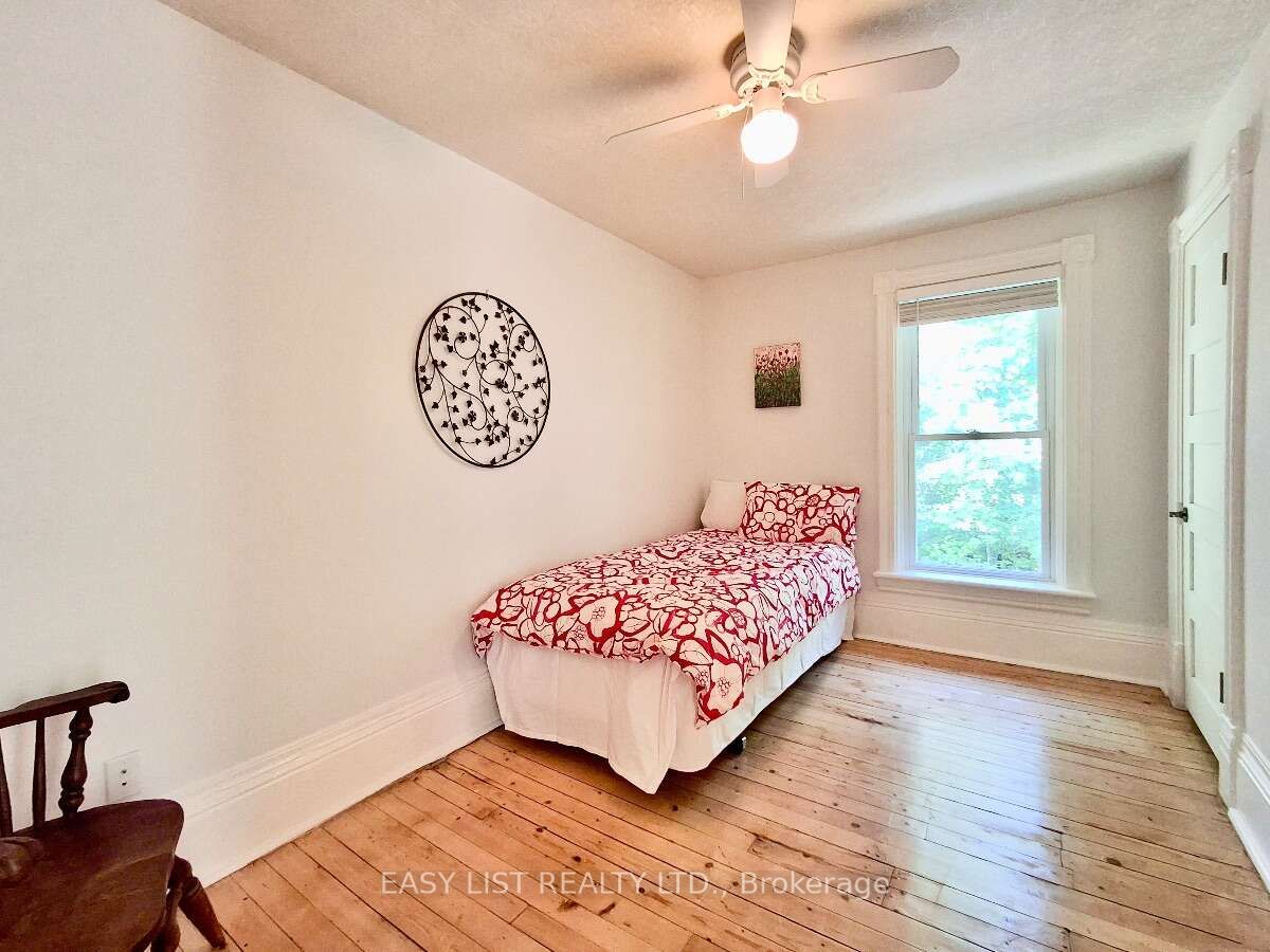 9 River Street Property Photo 12