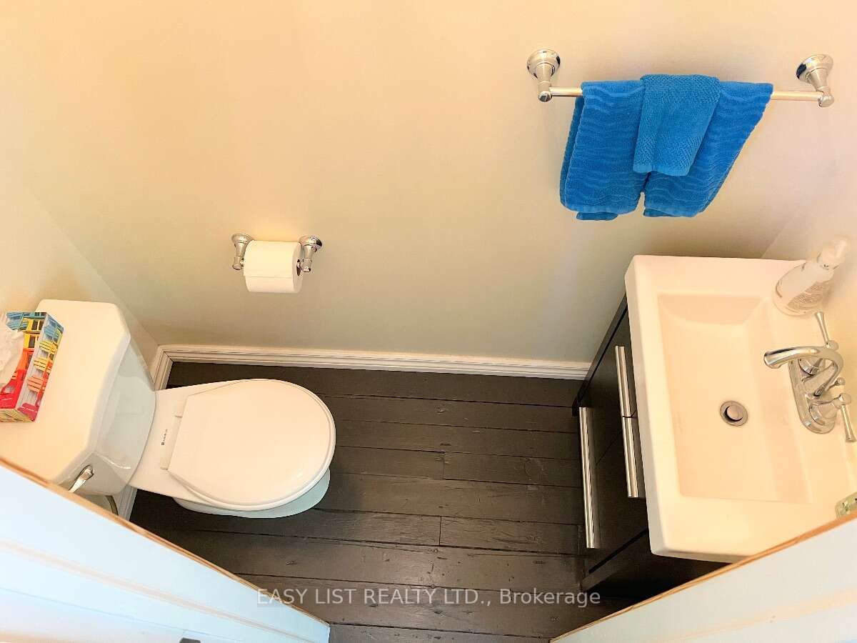 9 River Street Property Photo 16