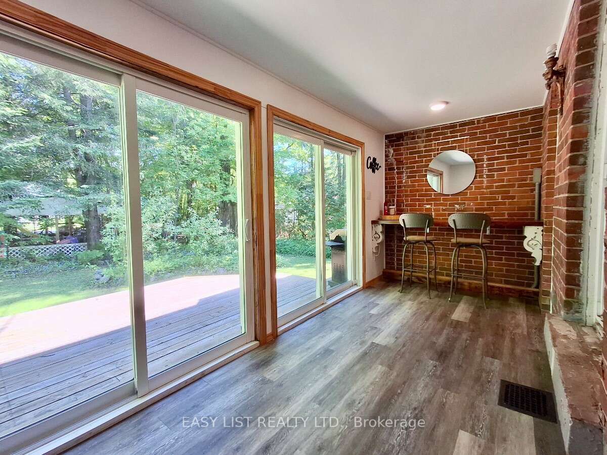 9 River Street Property Photo 17