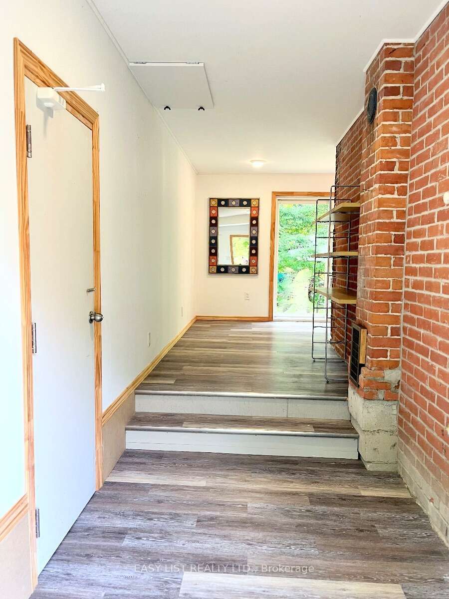 9 River Street Property Photo 19