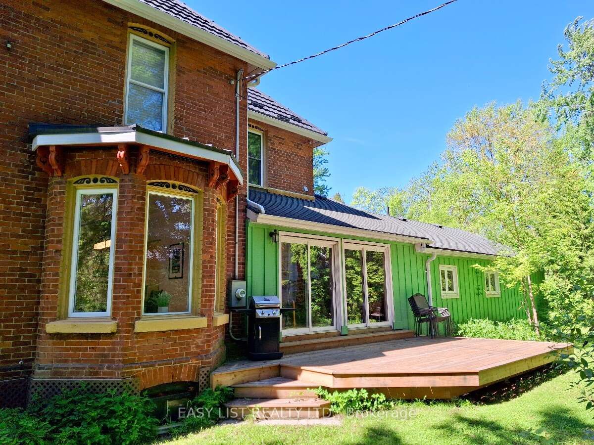 9 River Street Property Photo 22