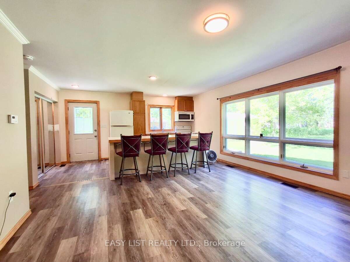 9 River Street Property Photo 23