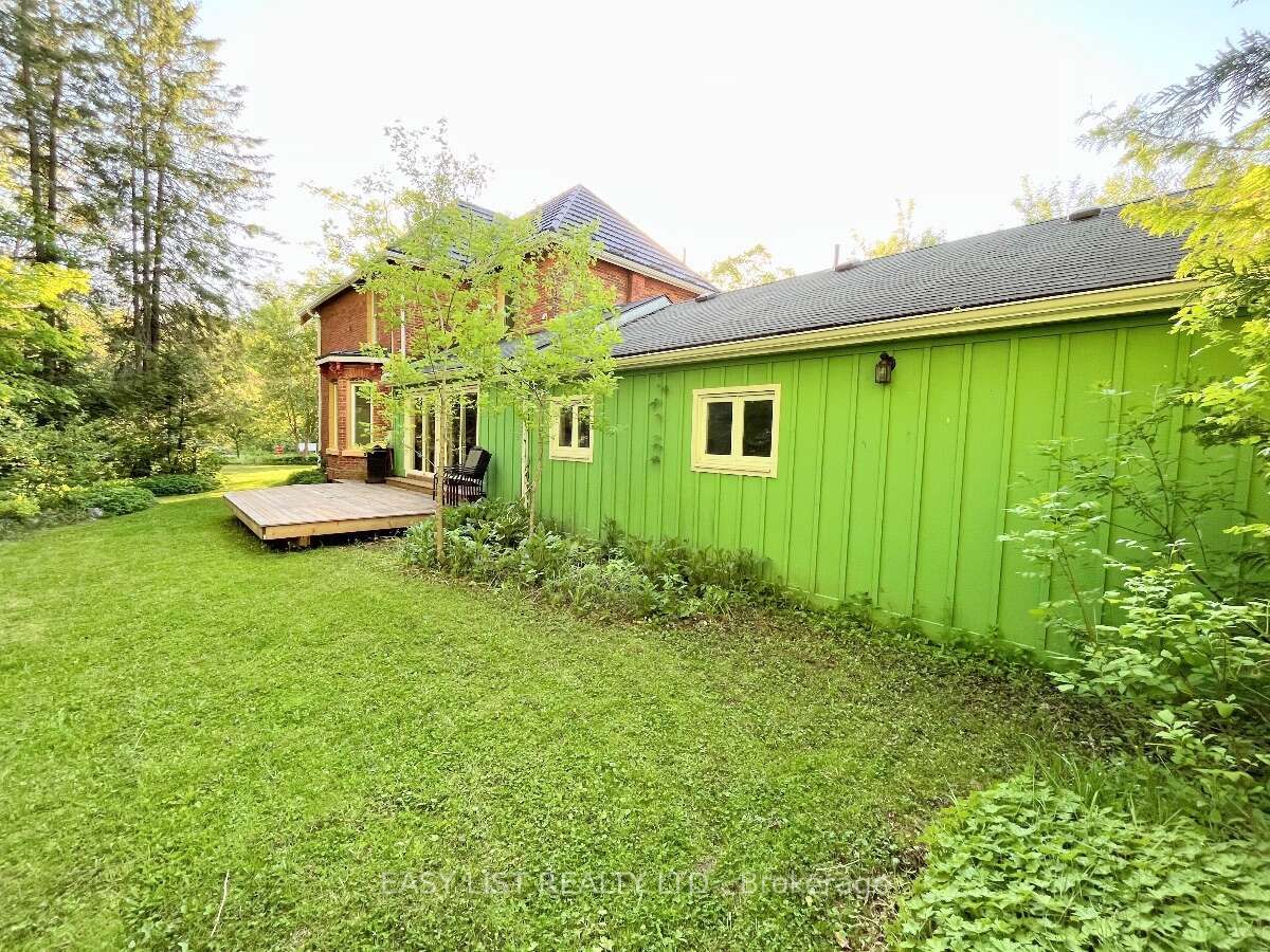 9 River Street Property Photo 28