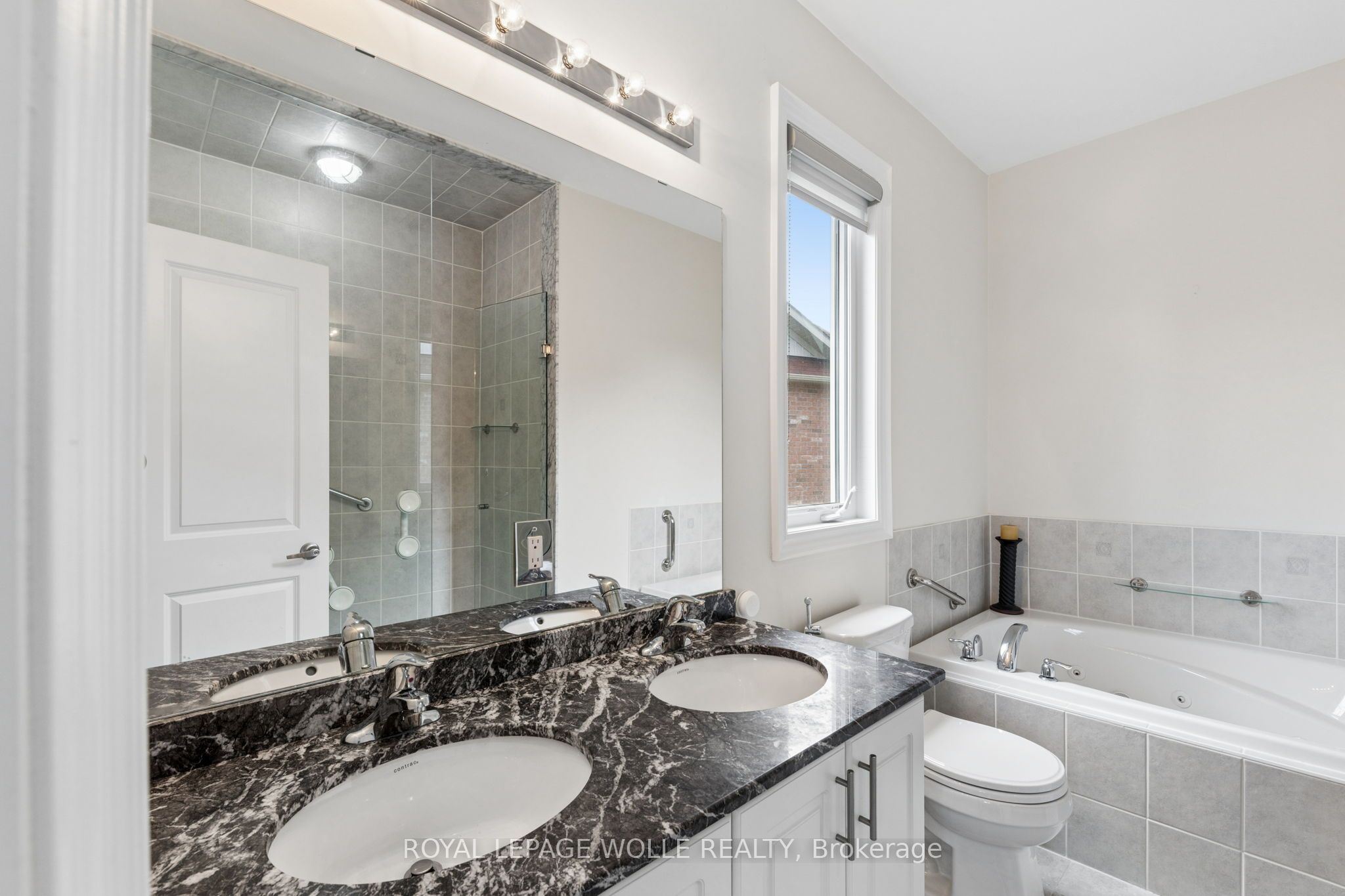 43 Allegra Drive Property Photo 19