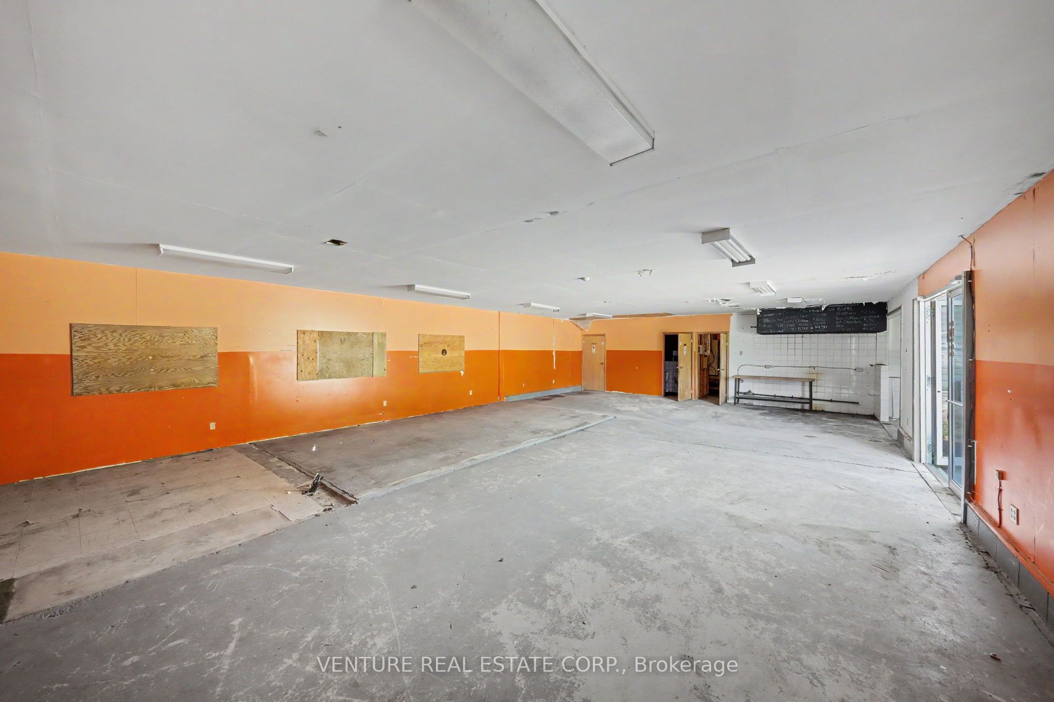 10 Toner Street Property Photo 33