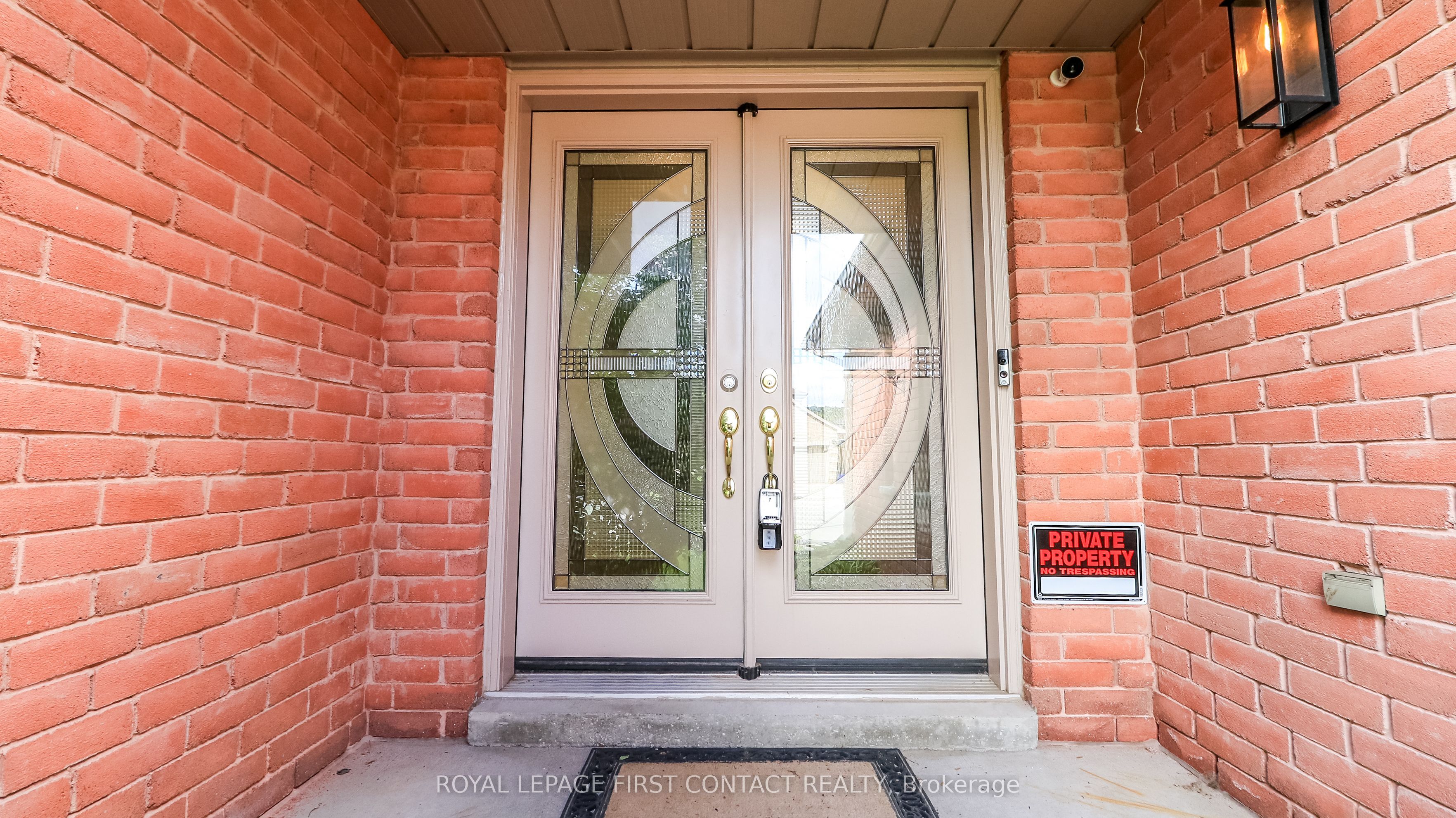 165 Sproule Drive Property Photo 4