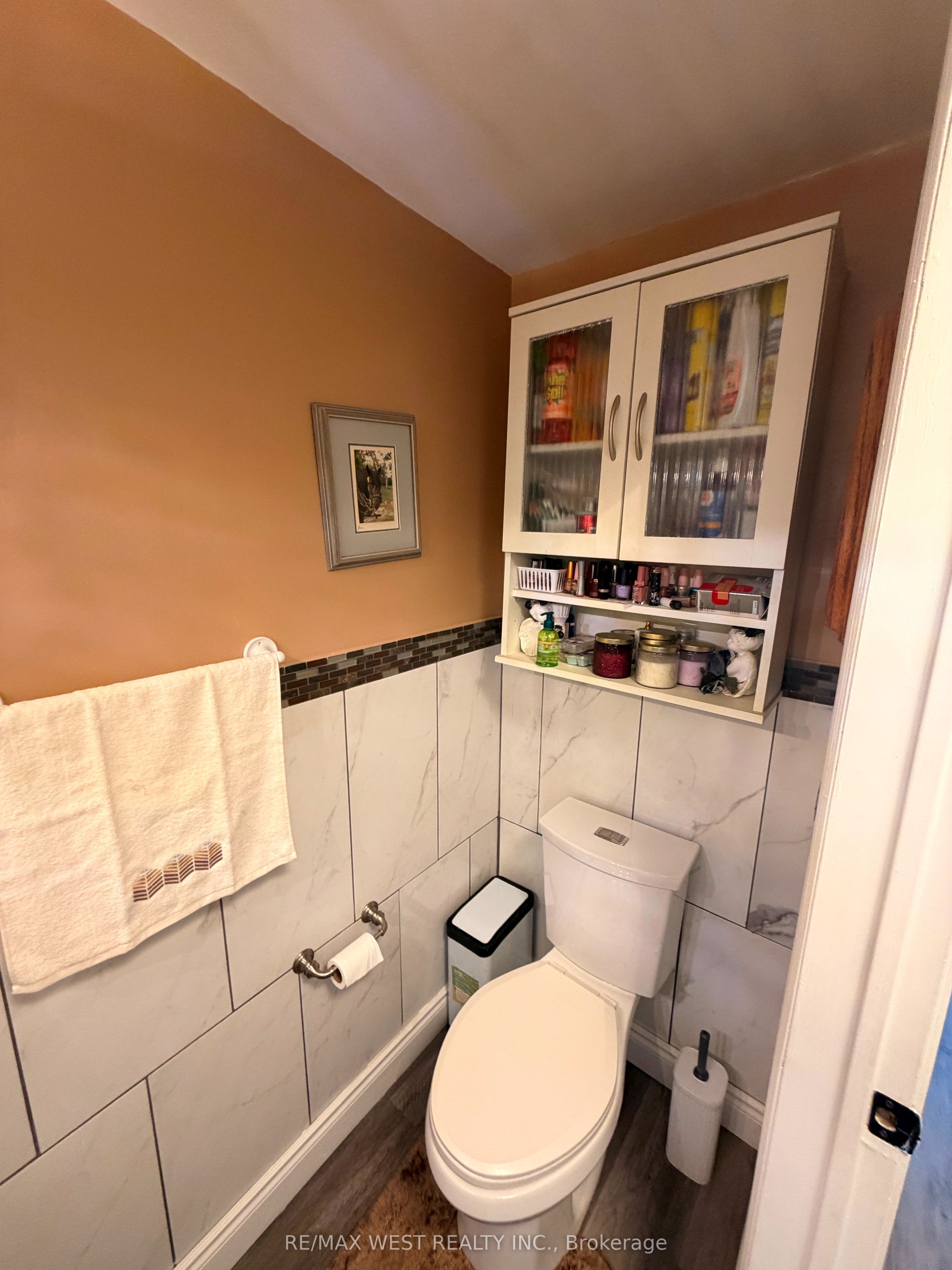 87 Athabaska Road Property Photo 10