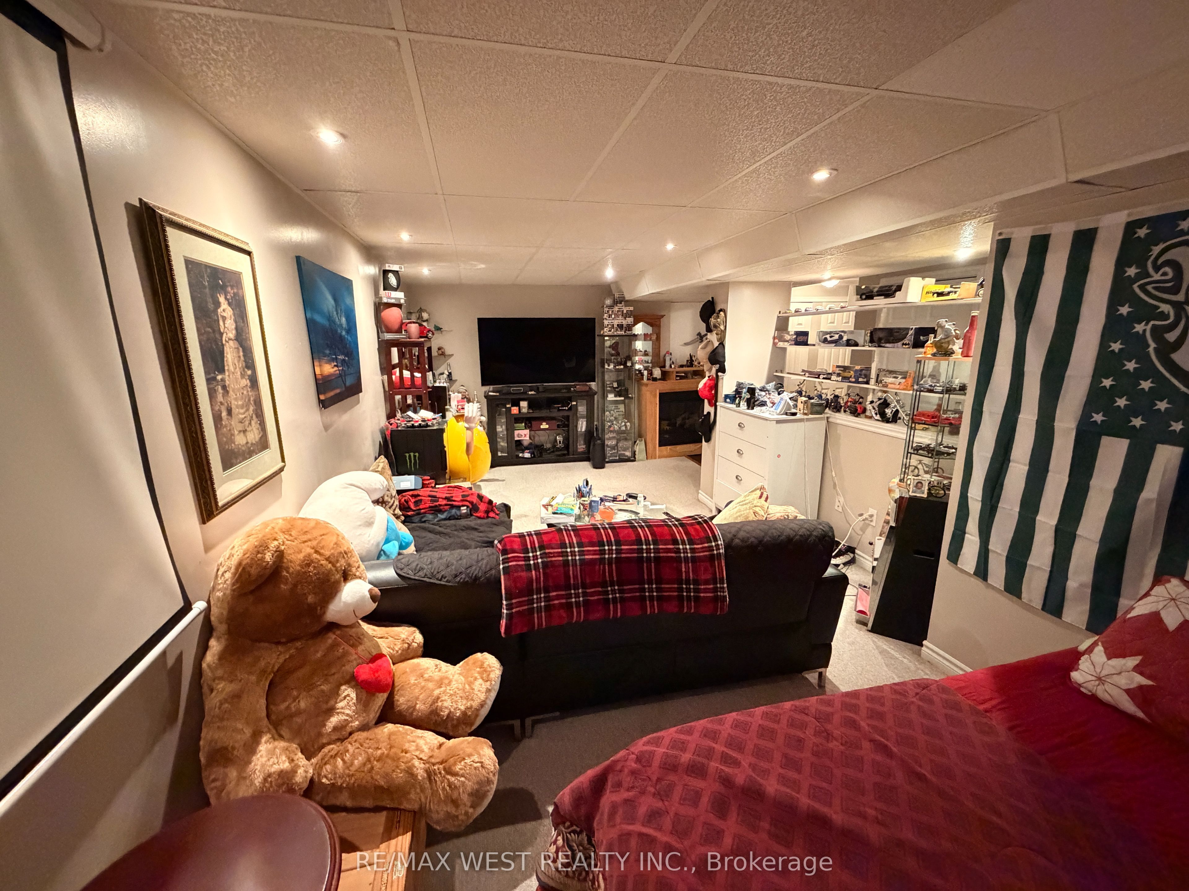 87 Athabaska Road Property Photo 16